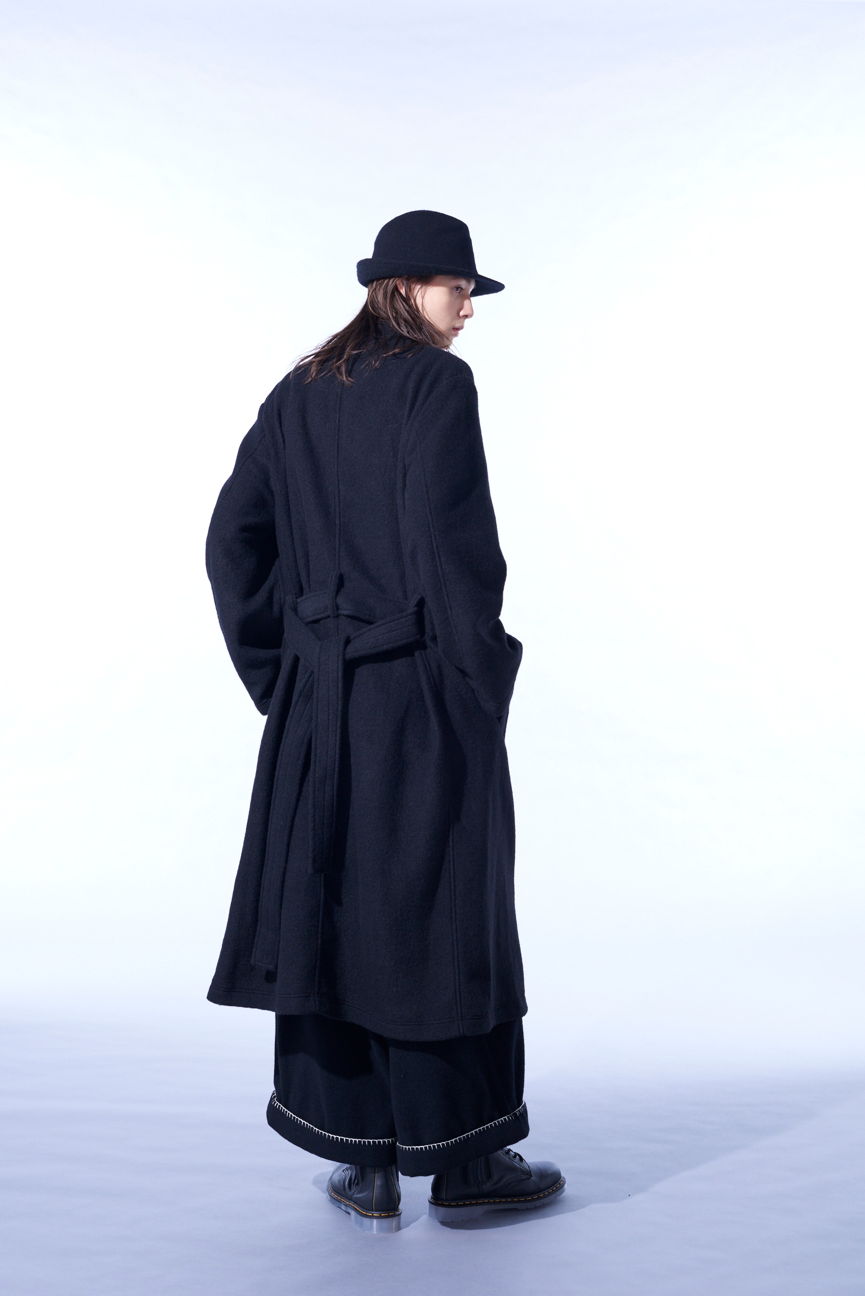 PE/W SLIVER JERSEY DOUBLE-BREASTED STAND COLLAR COAT