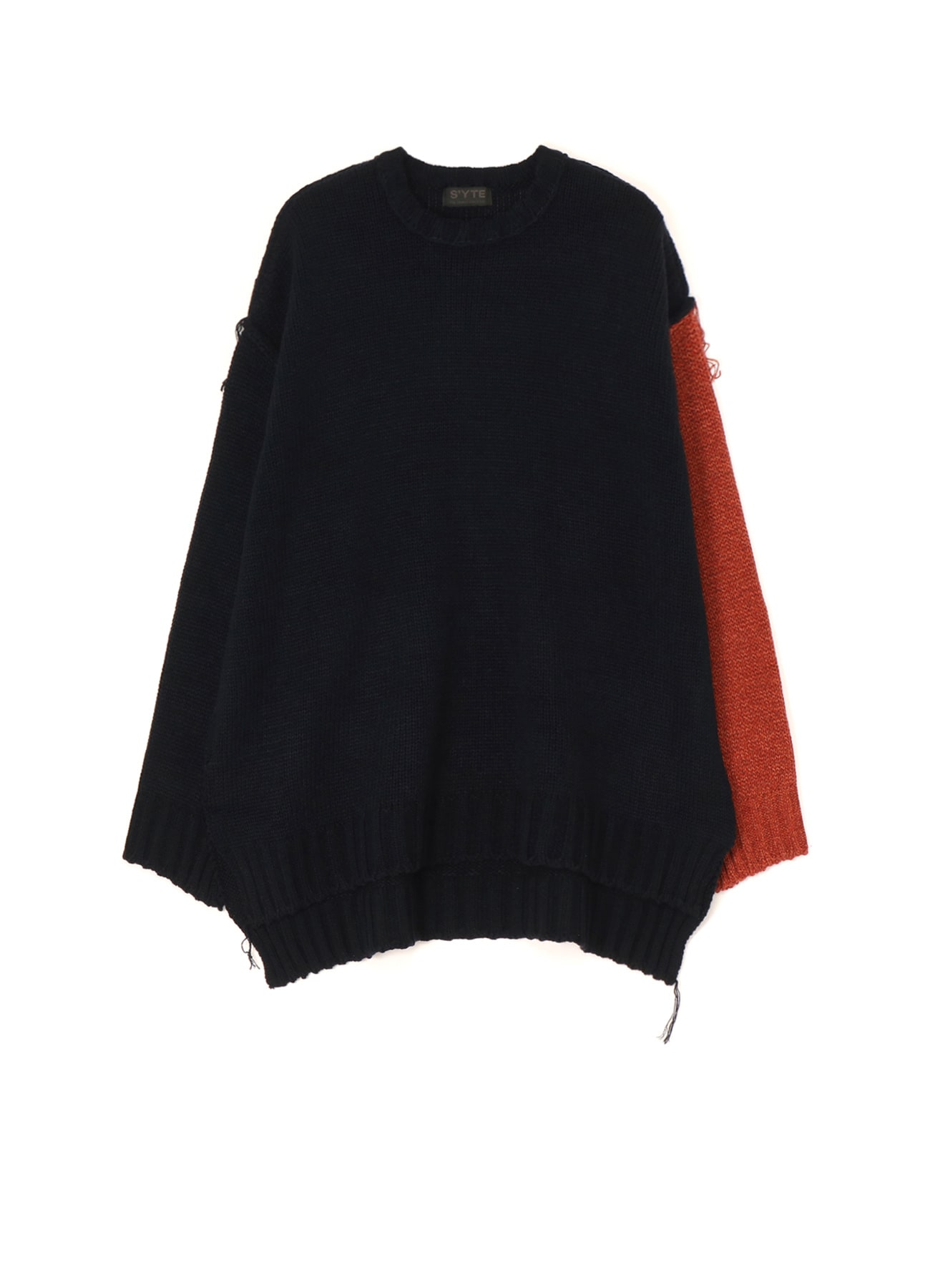 PULLOVER KNIT WITH COLOR-SWITCHED DESIGN ON ONE SLEEVE