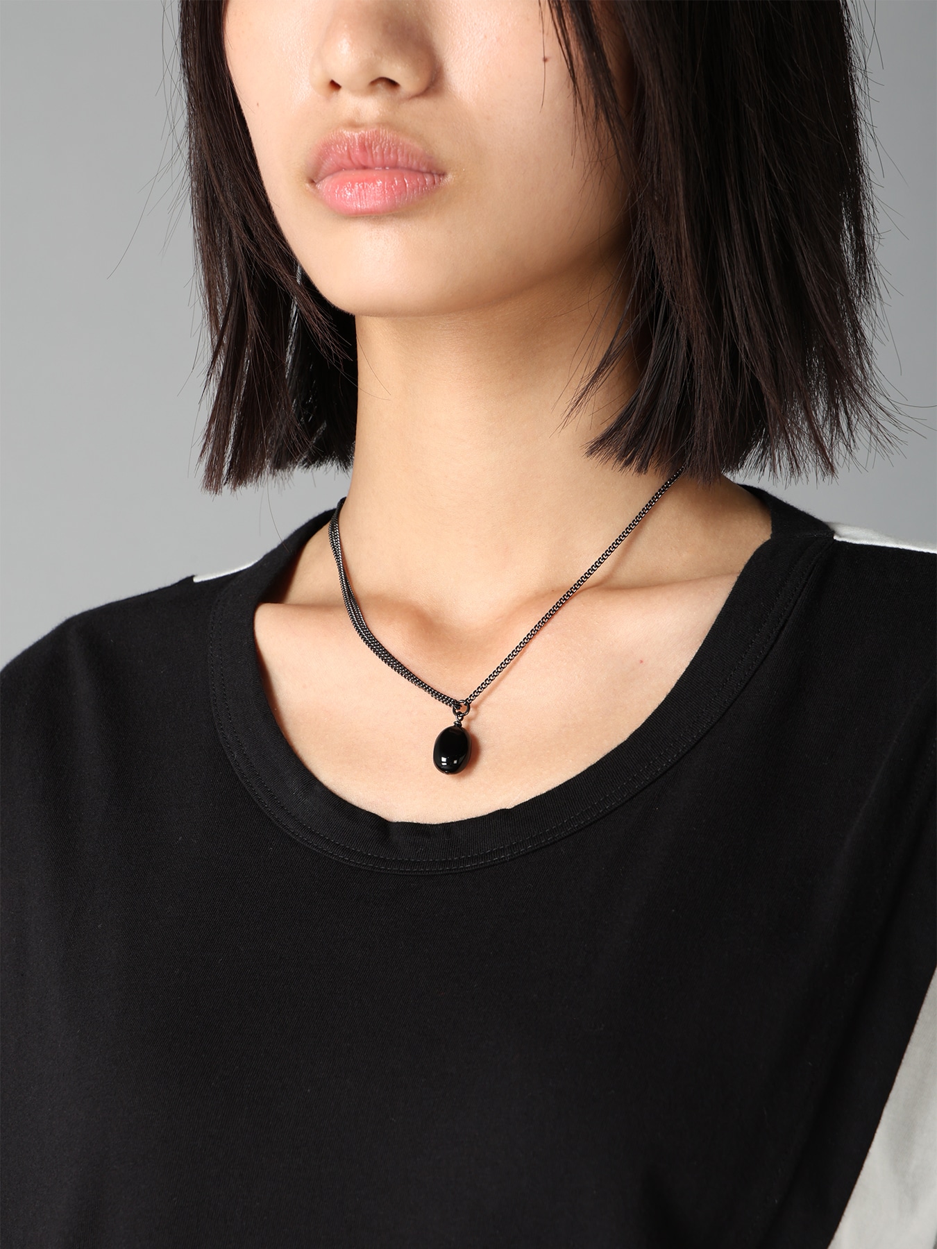 ONYX DROP NECKLACE