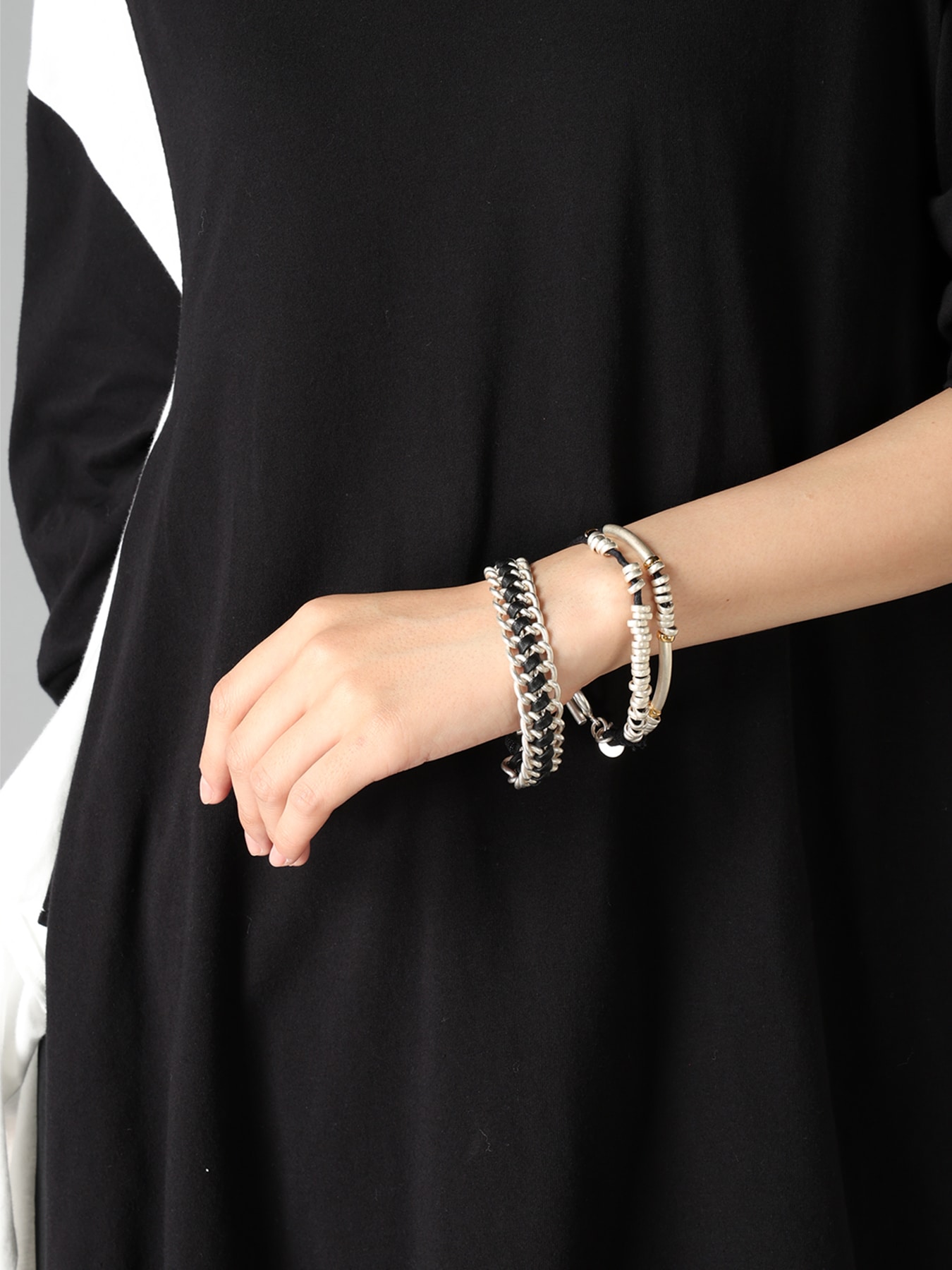 INTERWOVEN BRASS & LEATHER BRACELET