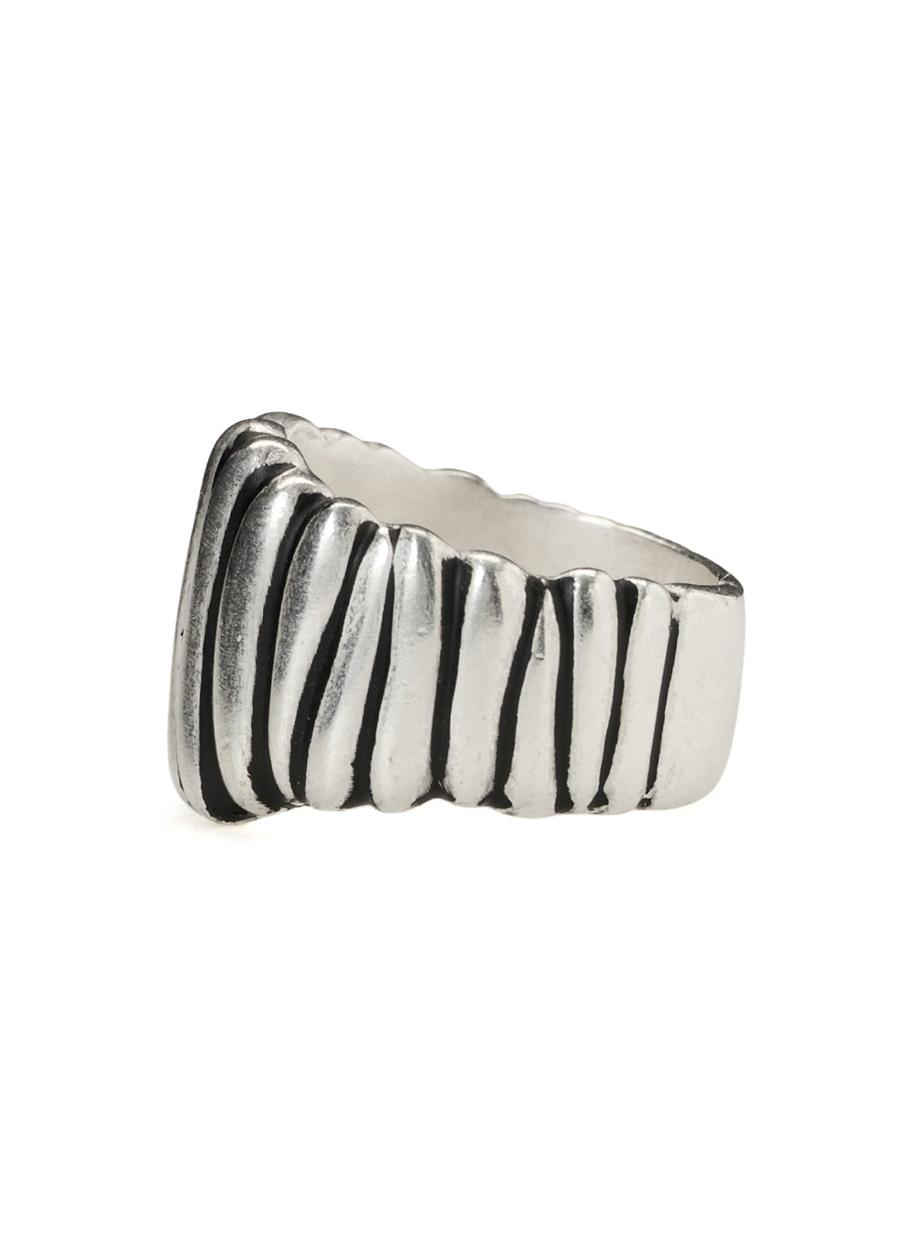 INDIAN MOTIF TEXTURED BAND RING