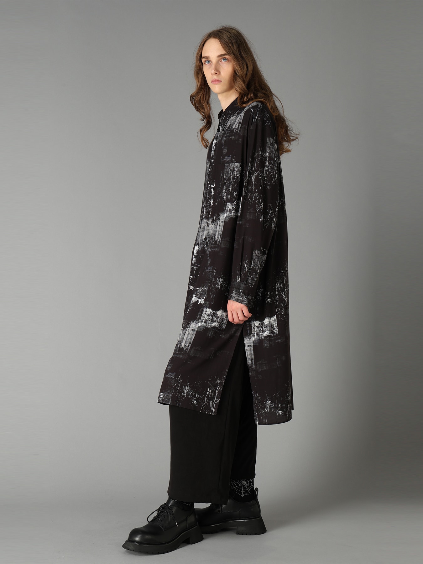 WITHERED BRANCH PRINT RAYON LONG REGULAR SHIRT