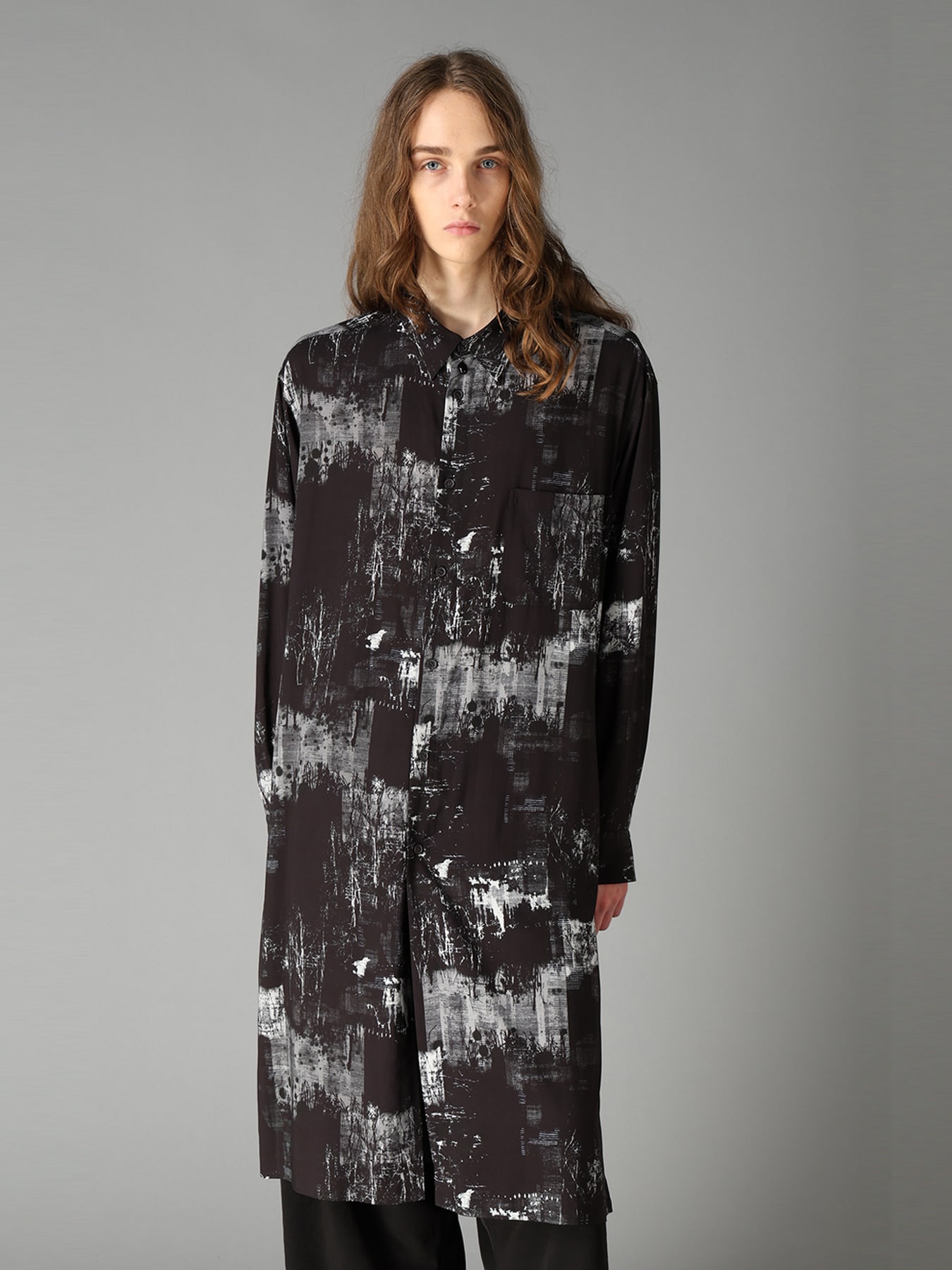 WITHERED BRANCH PRINT RAYON LONG REGULAR SHIRT