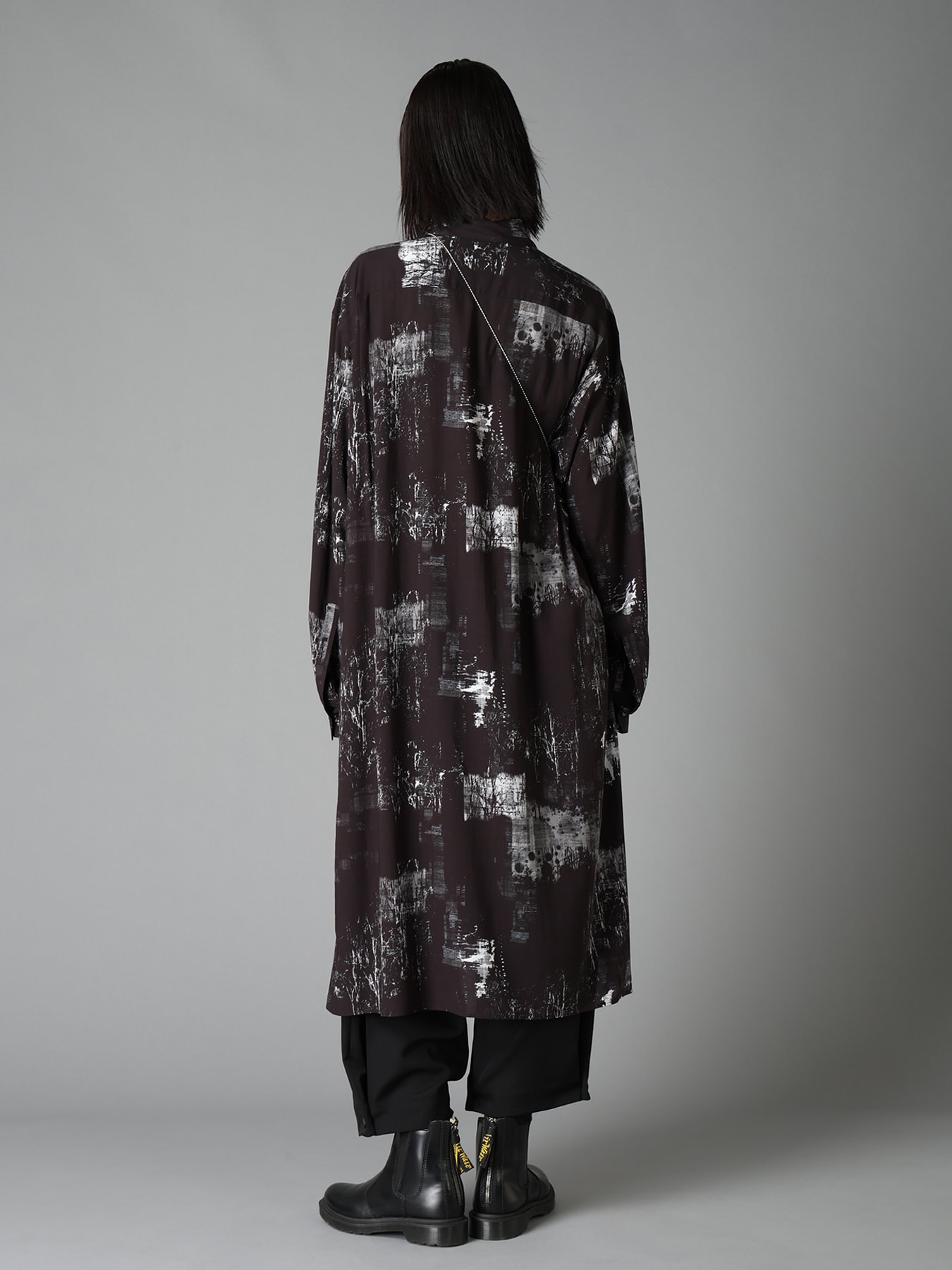 WITHERED BRANCH PRINT RAYON LONG REGULAR SHIRT