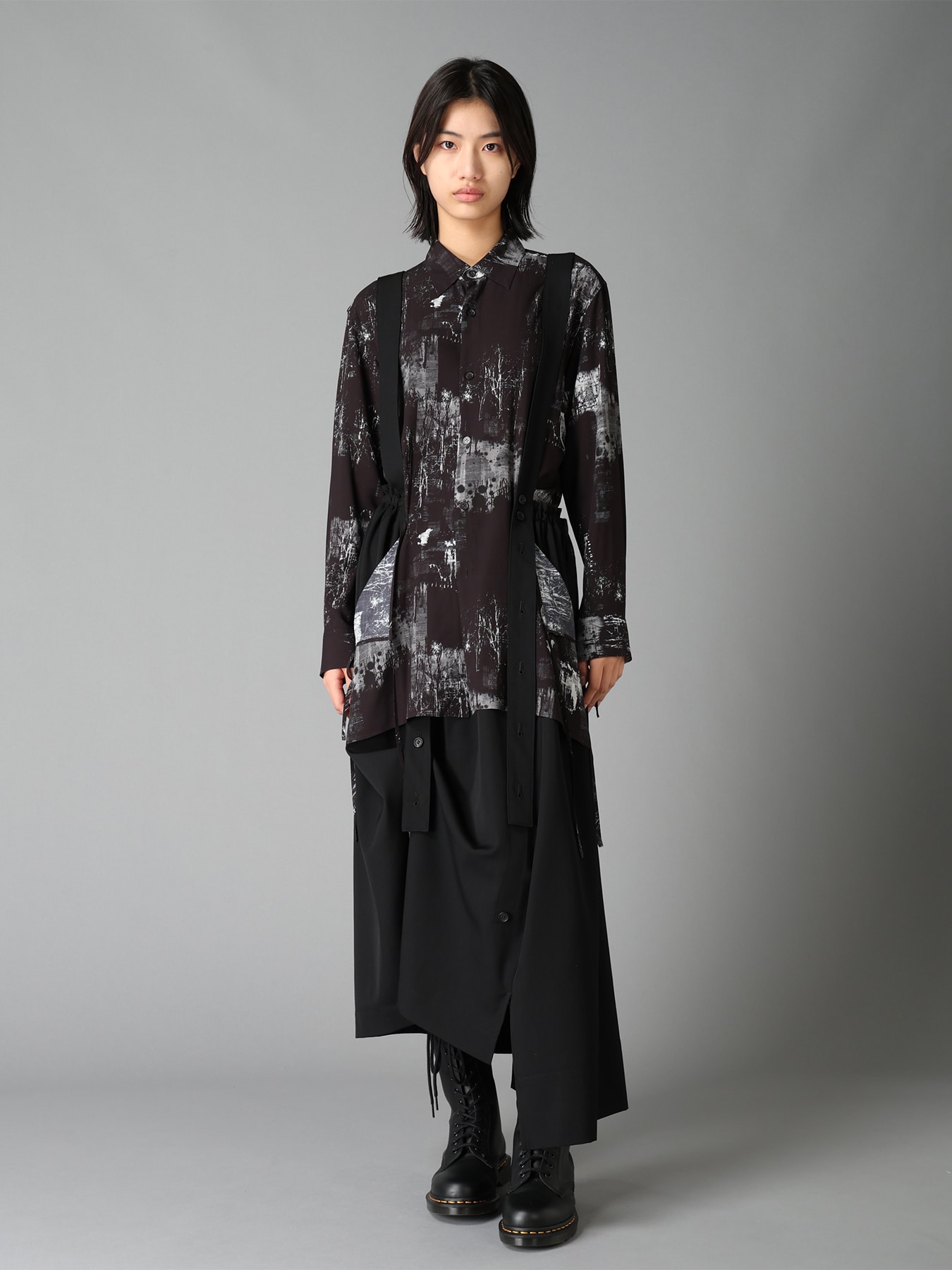 WITHERED BRANCH PRINT RAYON SIDE SLIT SHIRT
