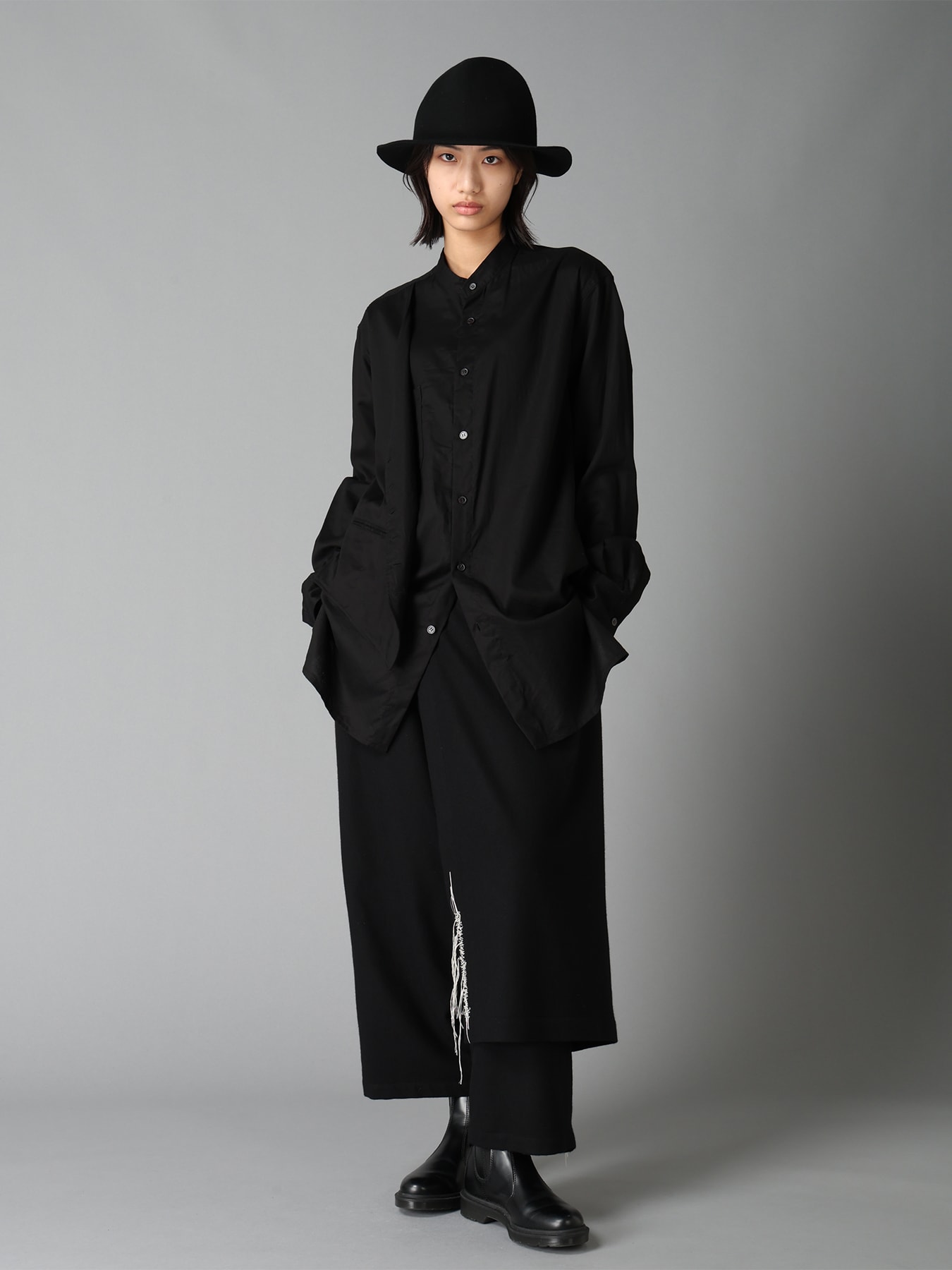 COTTON TWILL VEST-FRONT COLLARLESS SHIRT