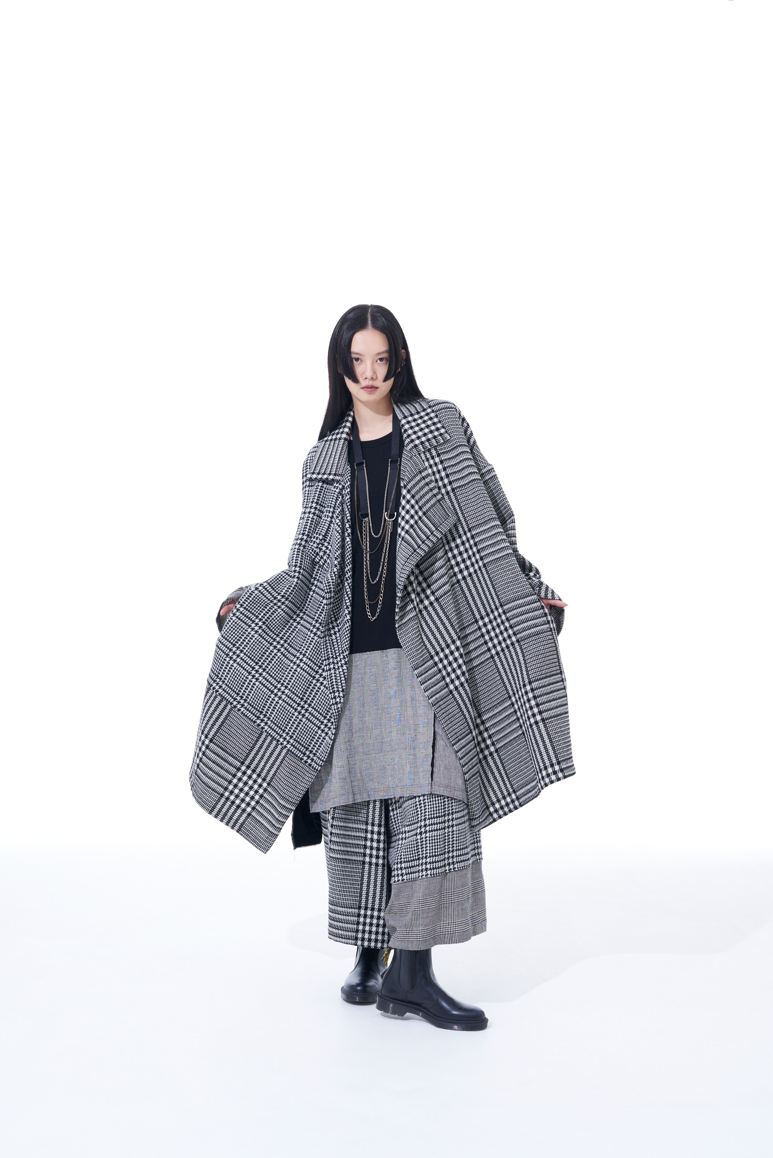 CRAZY CHECK MULTI-MATERIAL SWITCHED DRAPED COAT(M Gray): S'YTE