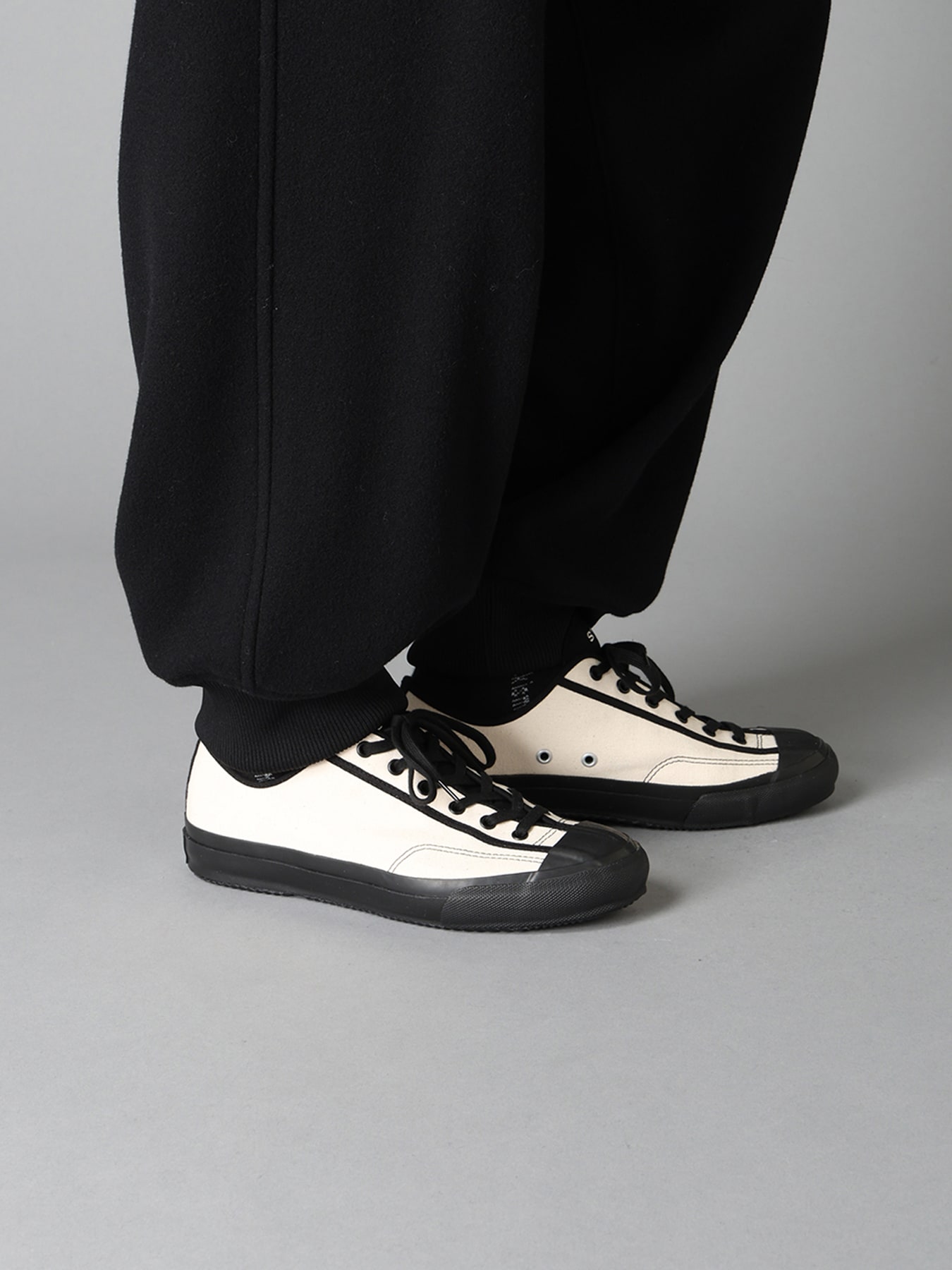 S'YTE × MOONSTAR LOGO COTTON CANVAS SNEAKERS - GC/001