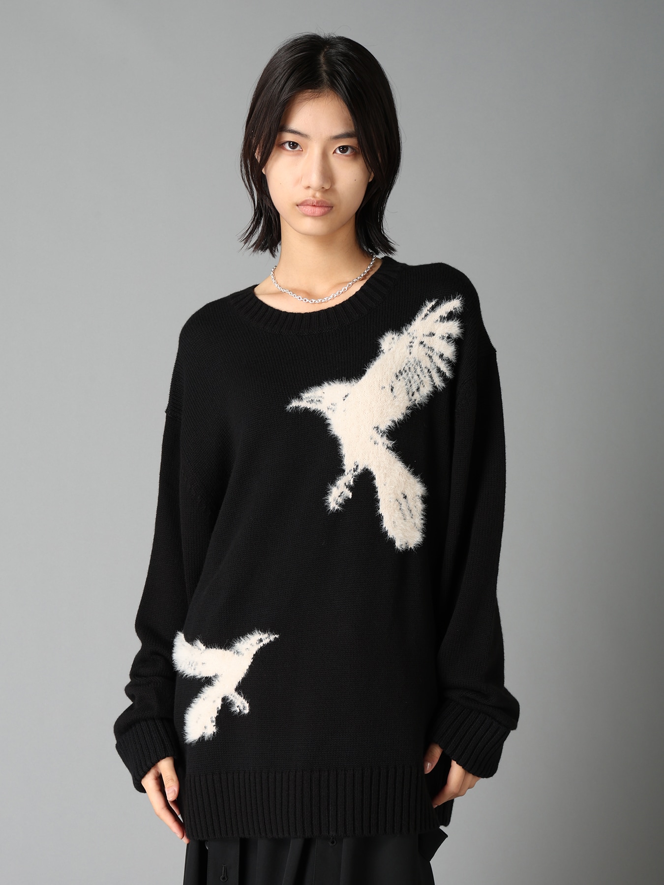 FLOCKED CROW MOTIF KNIT PULLOVER