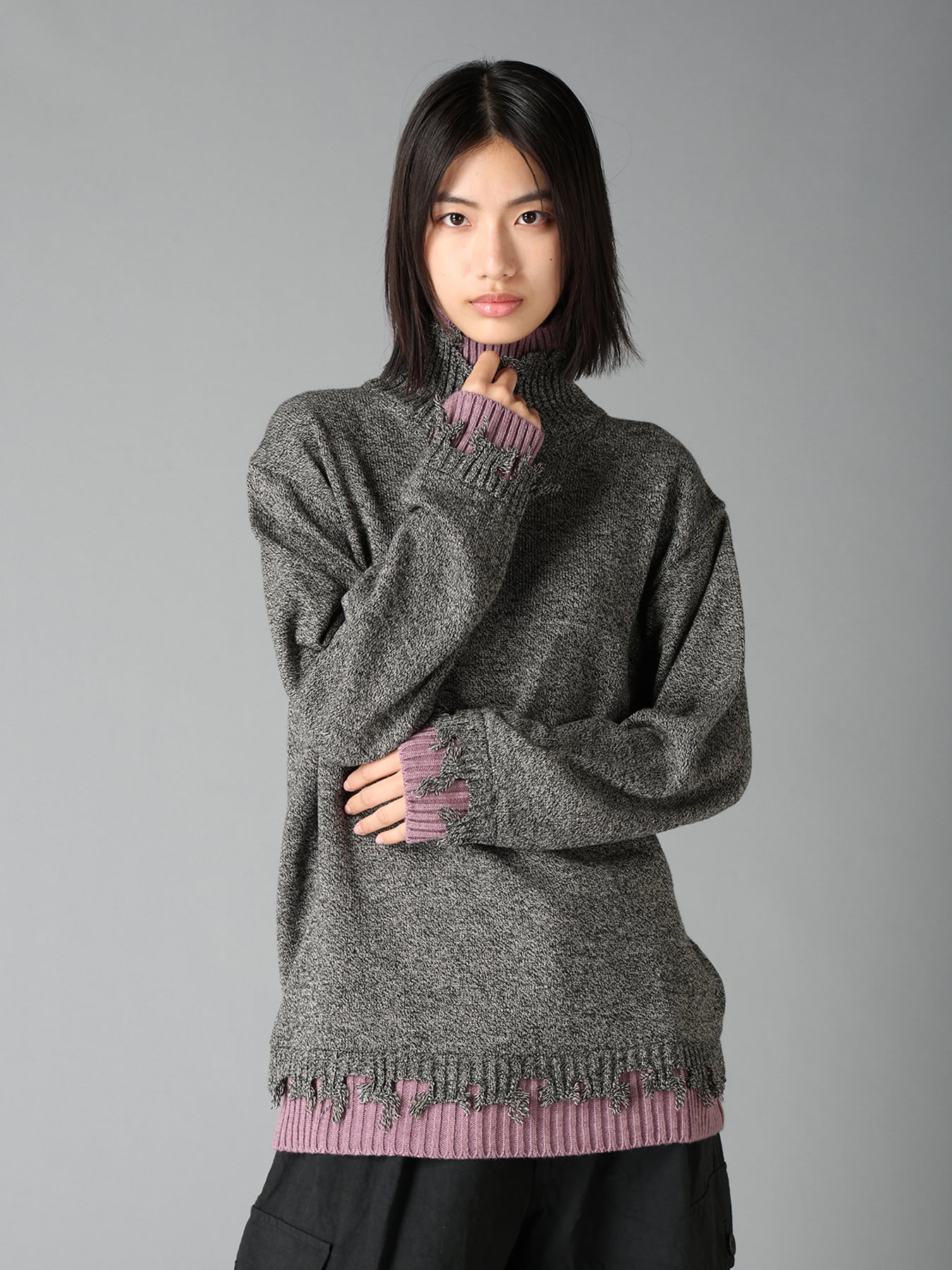 BULKY WOOL BLEND DAMAGED DETAIL TURTLE NECK PULLOVER