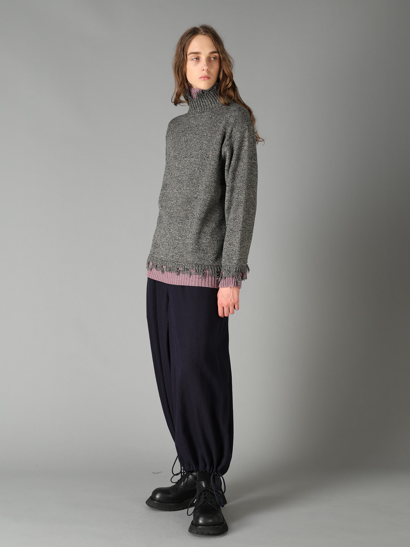 BULKY WOOL BLEND DAMAGED DETAIL TURTLE NECK PULLOVER