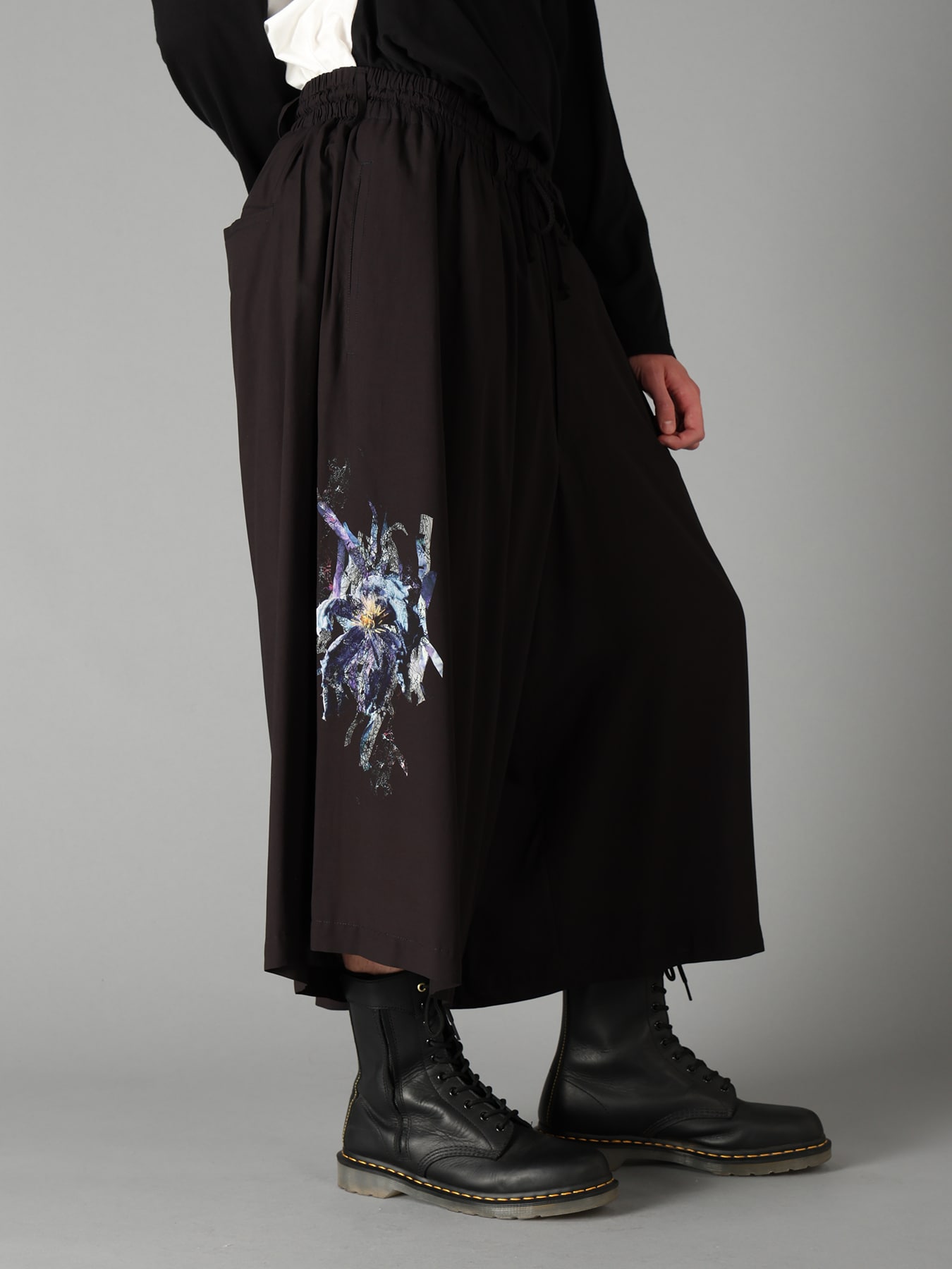 PATCHWORK FLOWER PRINT RAYON CULOTTE PANTS