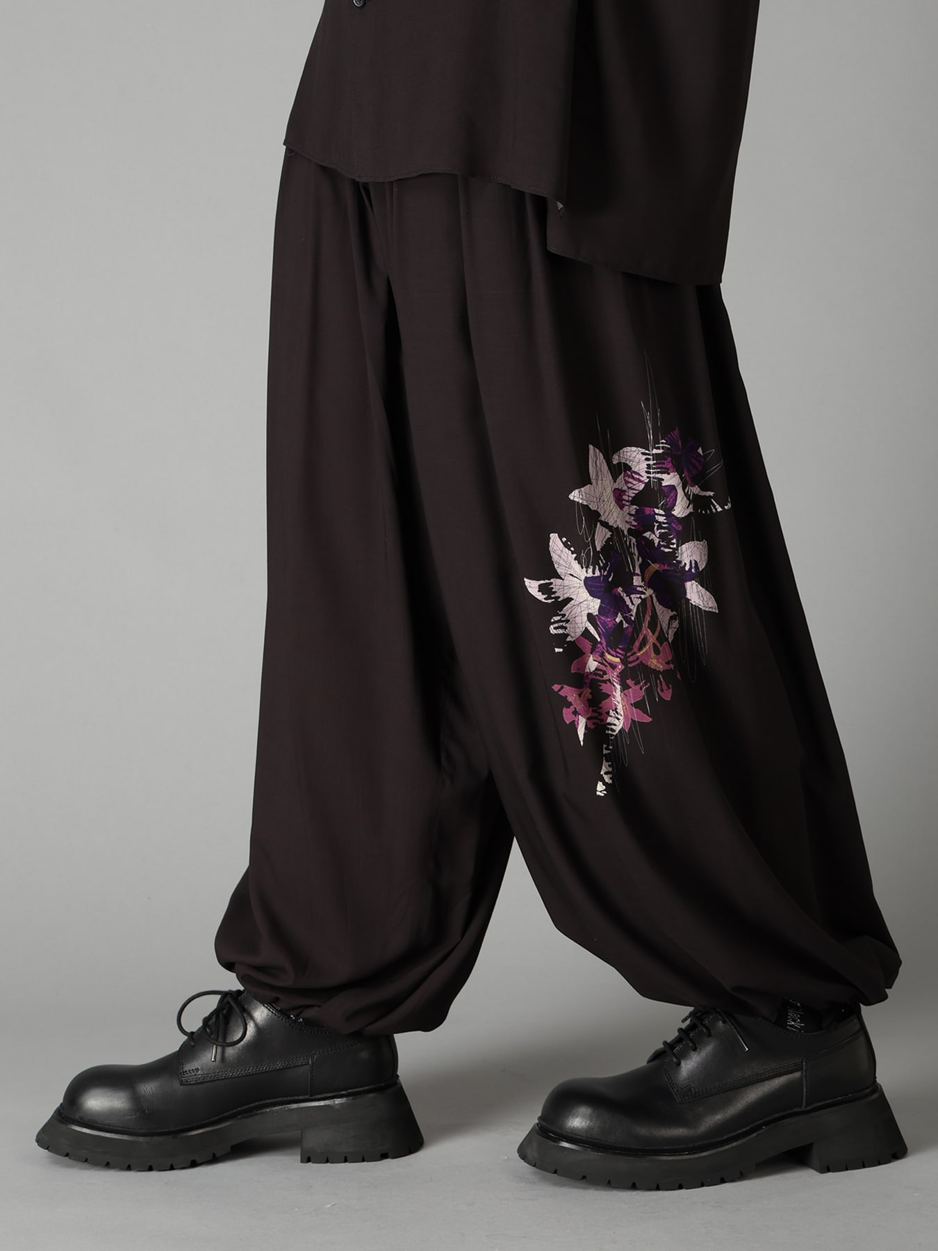SKETCH PANSY PRINT RAYON BALLOON PANTS