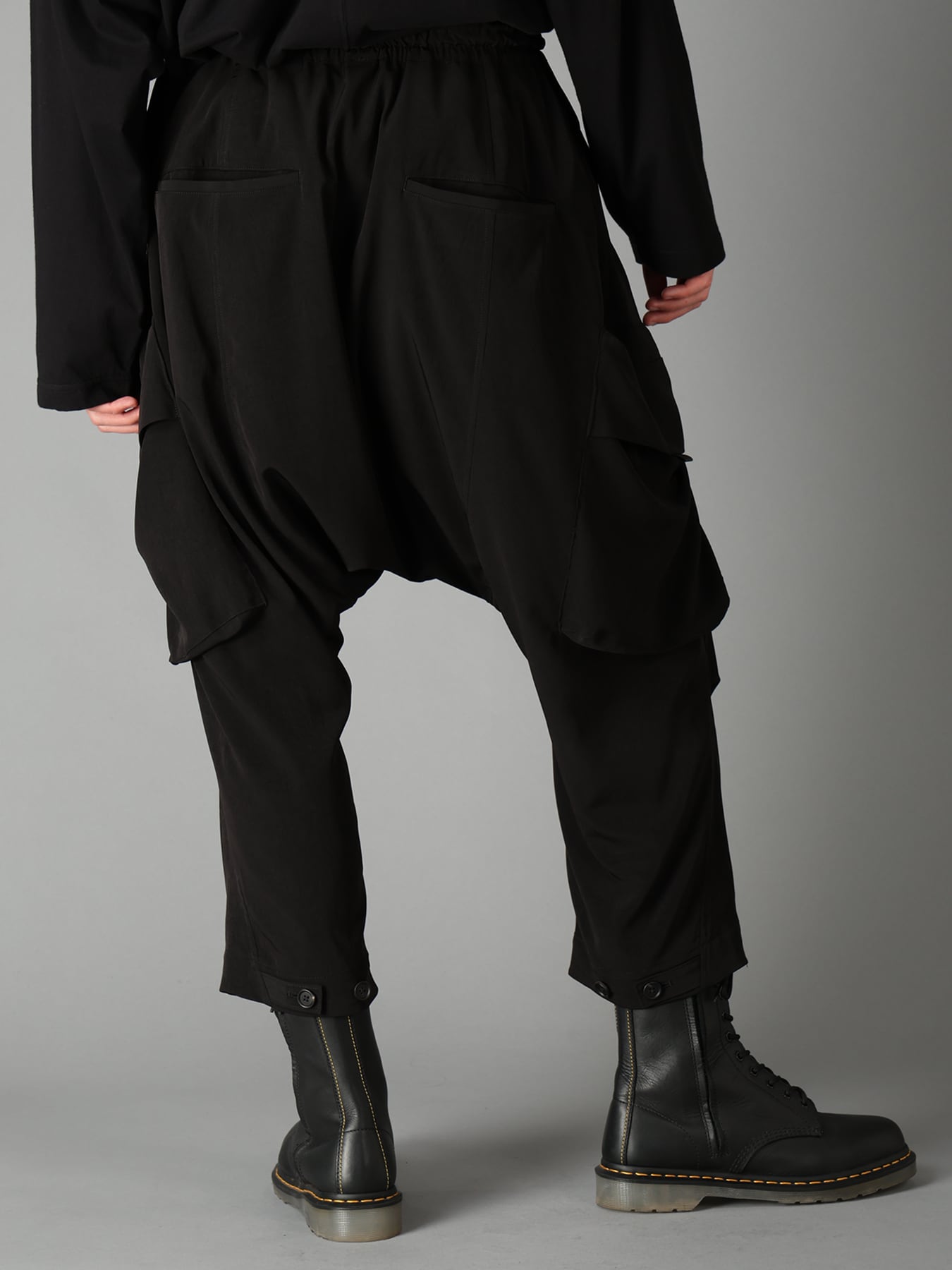 CREPE DE CHINE BIG POCKET SAROUEL PANTS