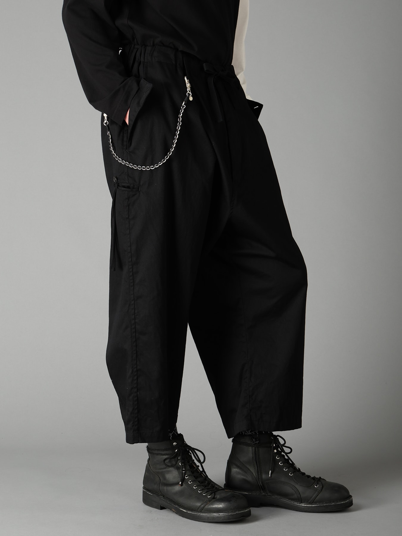 20/COTTON TWILL PANTS WITH  FOLDABLE POCKET