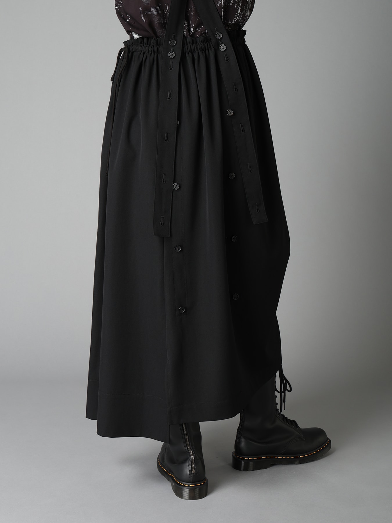 WOOL GABARDINE SUSPENDER SKIRT