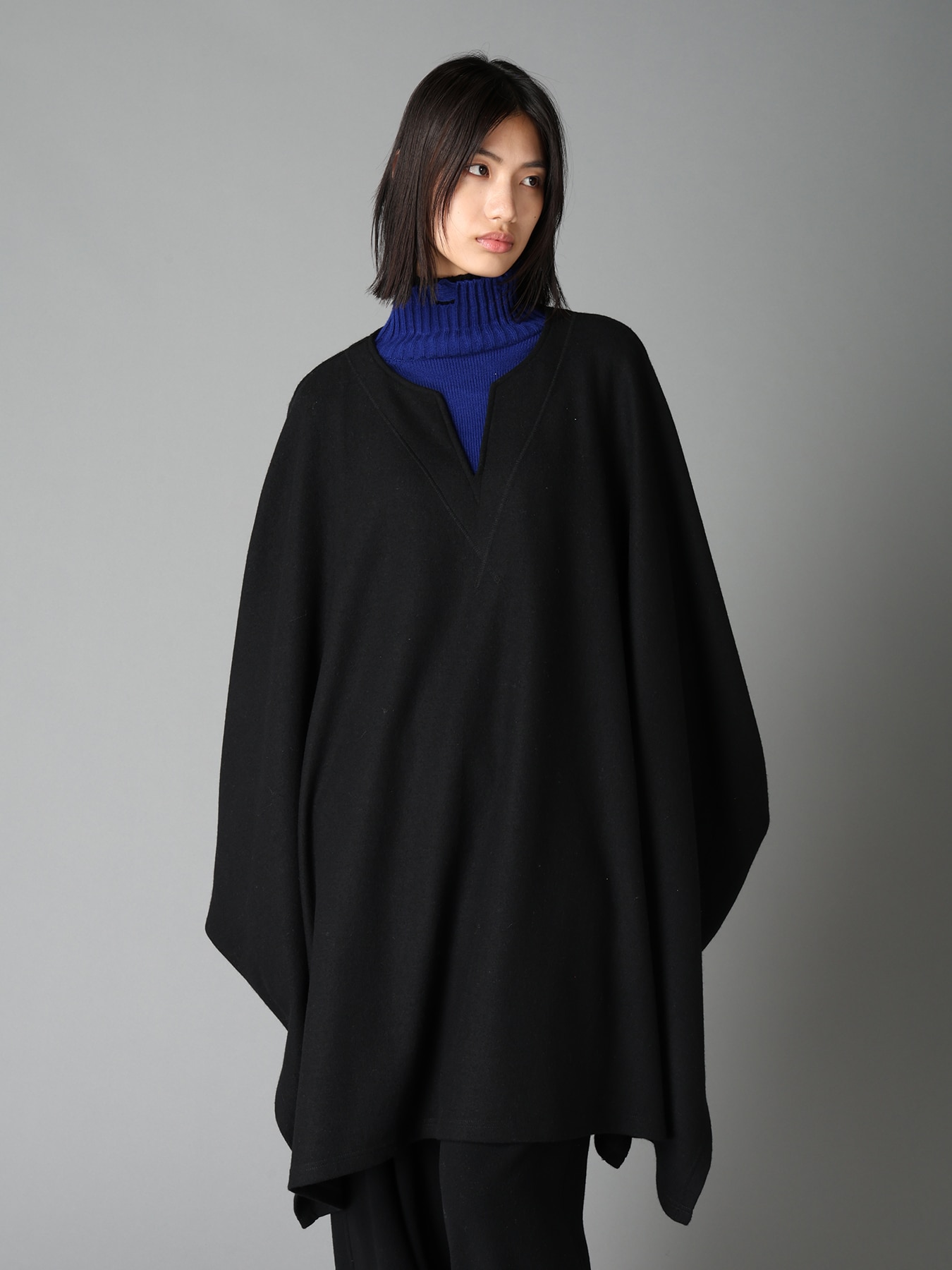 AIRY WOOL BLEND JERSEY CAPE SILHOUETTE CUTSEW TOP