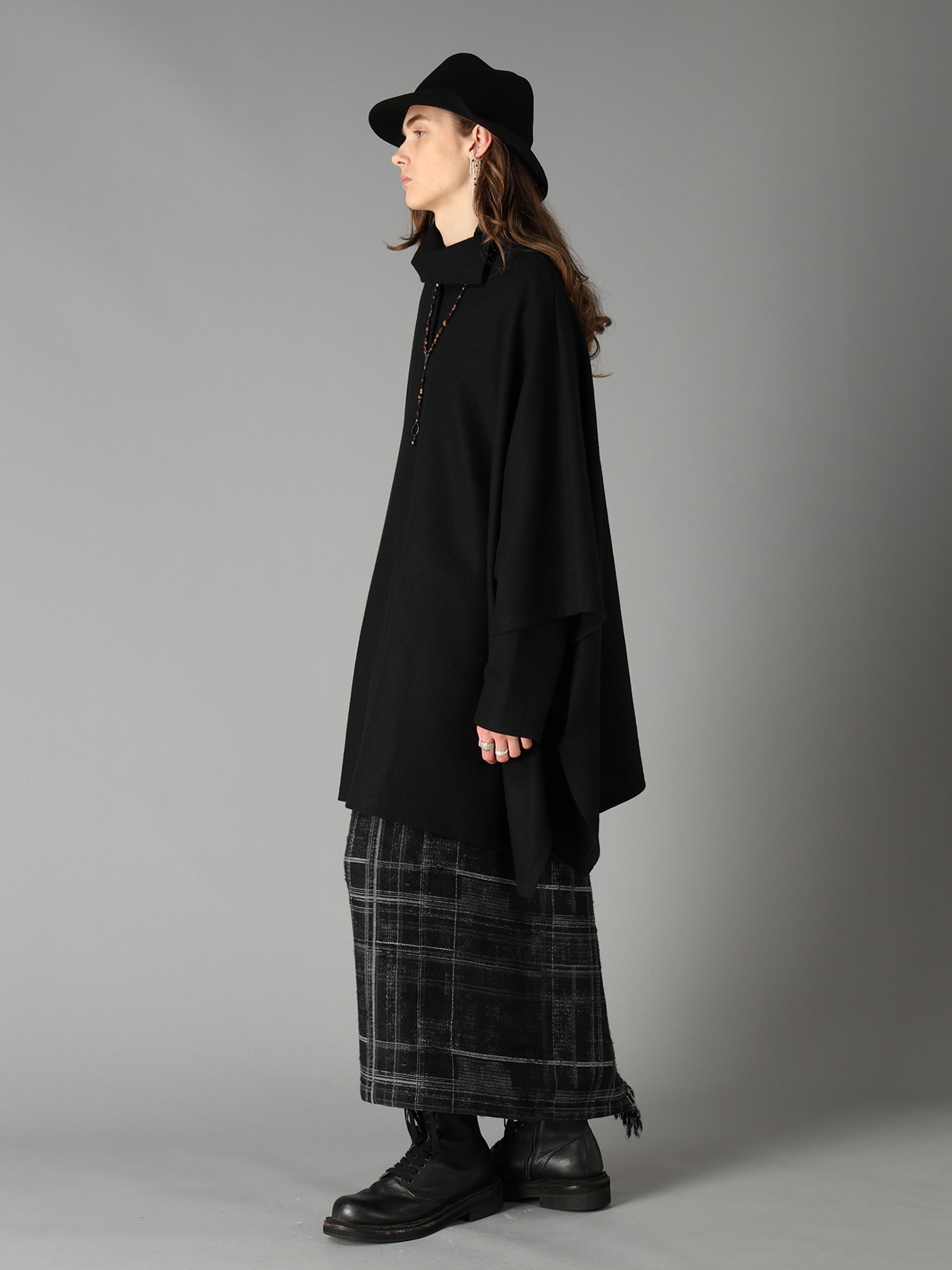 AIRY WOOL BLEND JERSEY CAPE SILHOUETTE CUTSEW TOP