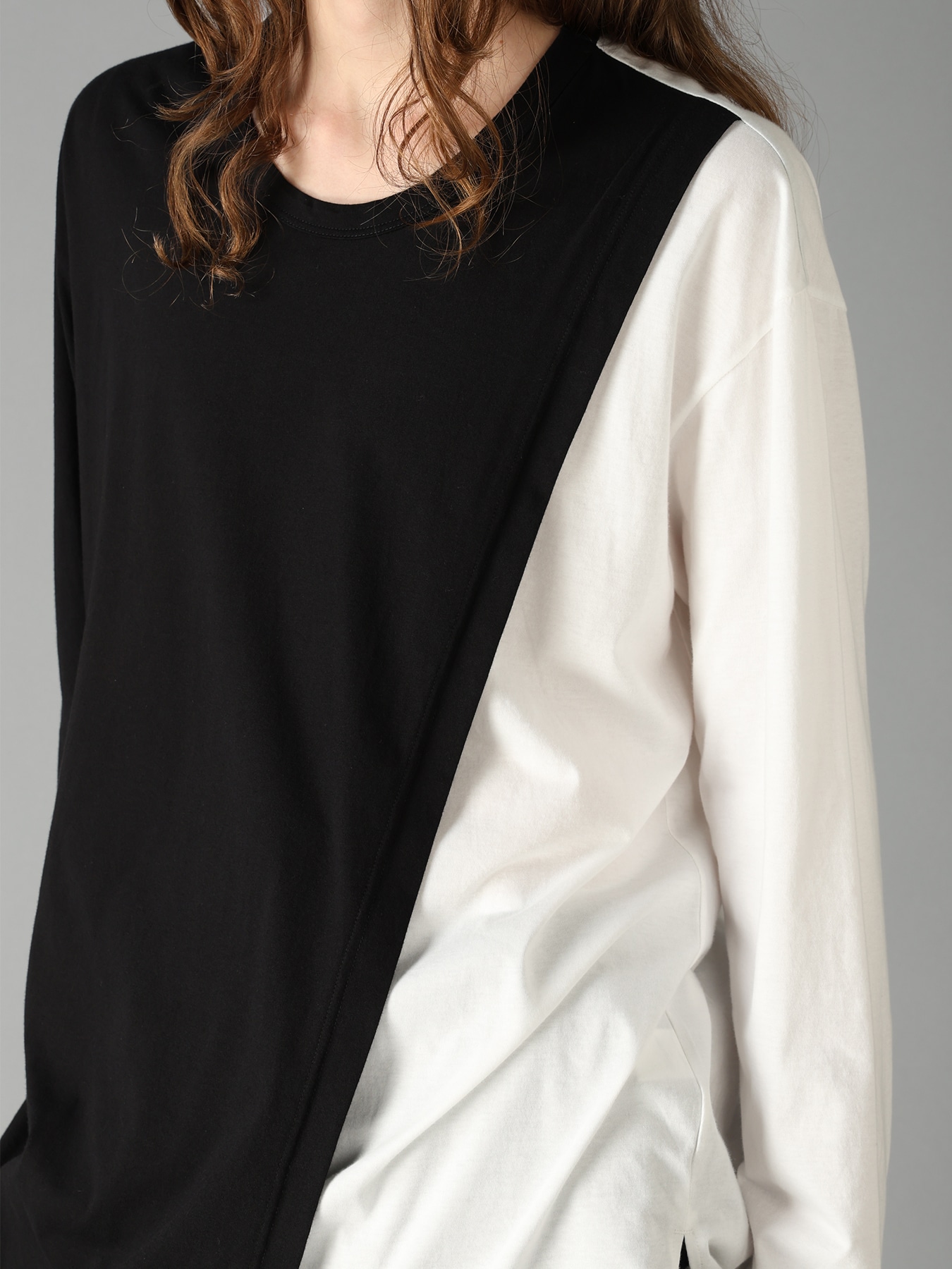 COTTON JERSEY FABRIC LAYERED T-SHIRT