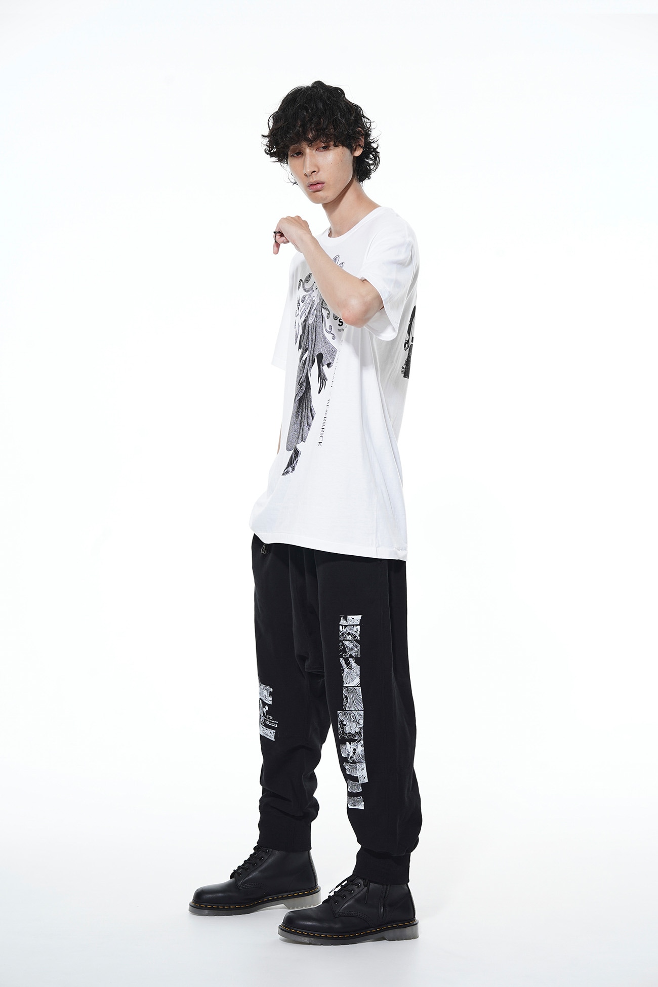 BE@RBRICK × Junji ITO"Kirie" Uzumaki Wearing Yohji Yamamoto T-shirt