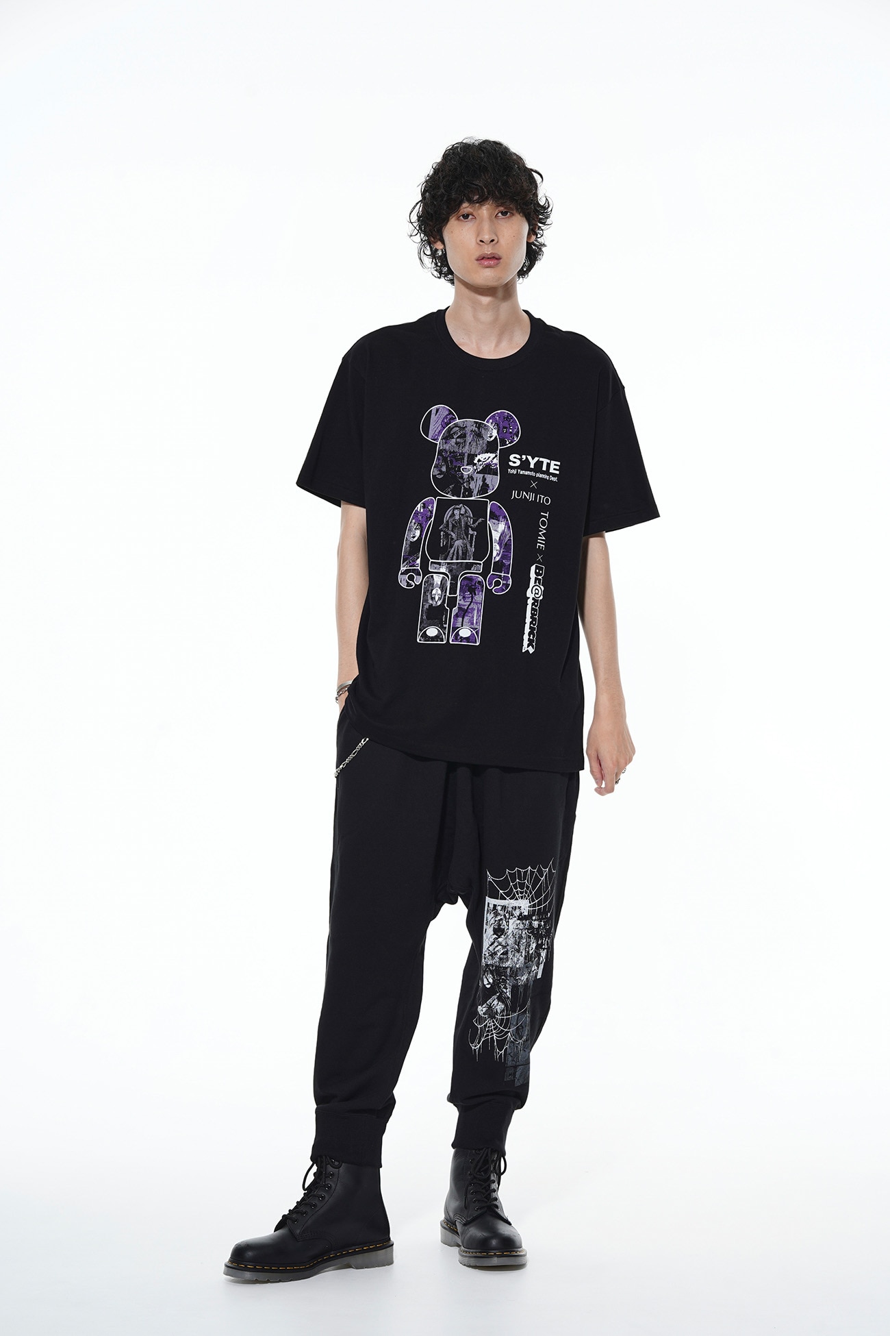 BE@RBRICK × Junji ITO "TOMIE" MASTERPIECE COLLECTION COVER T-SHIRT