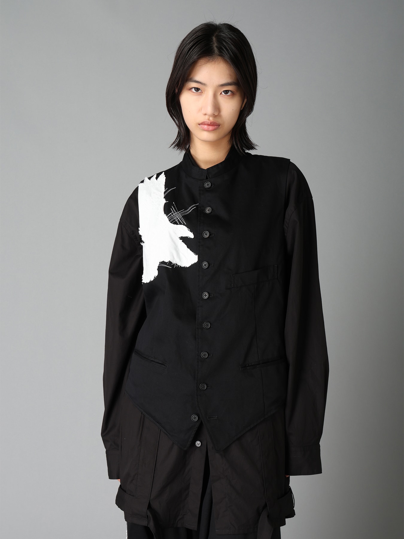 20/COTTON TWILL CROW PATCH VEST