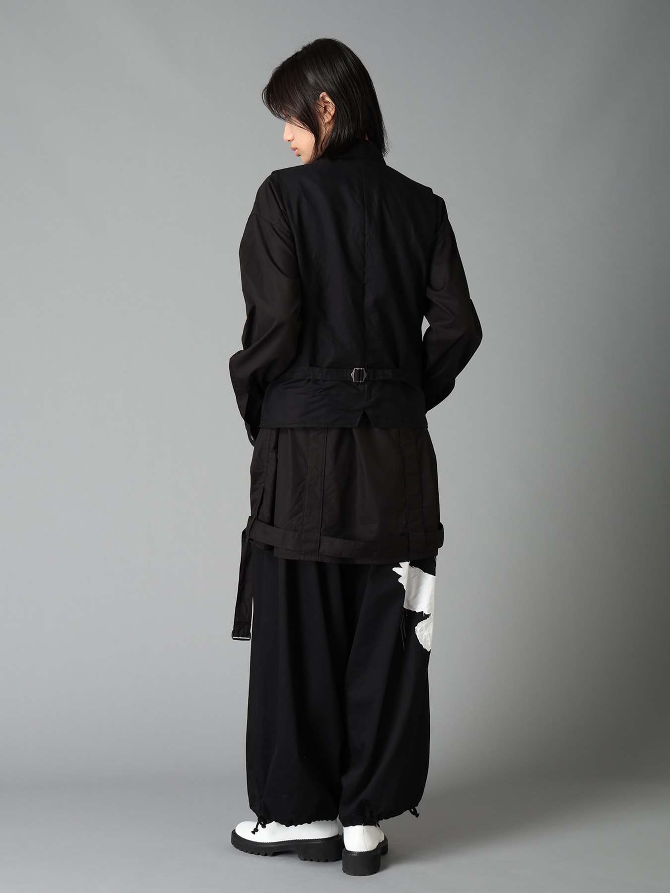 20/COTTON TWILL CROW PATCH VEST