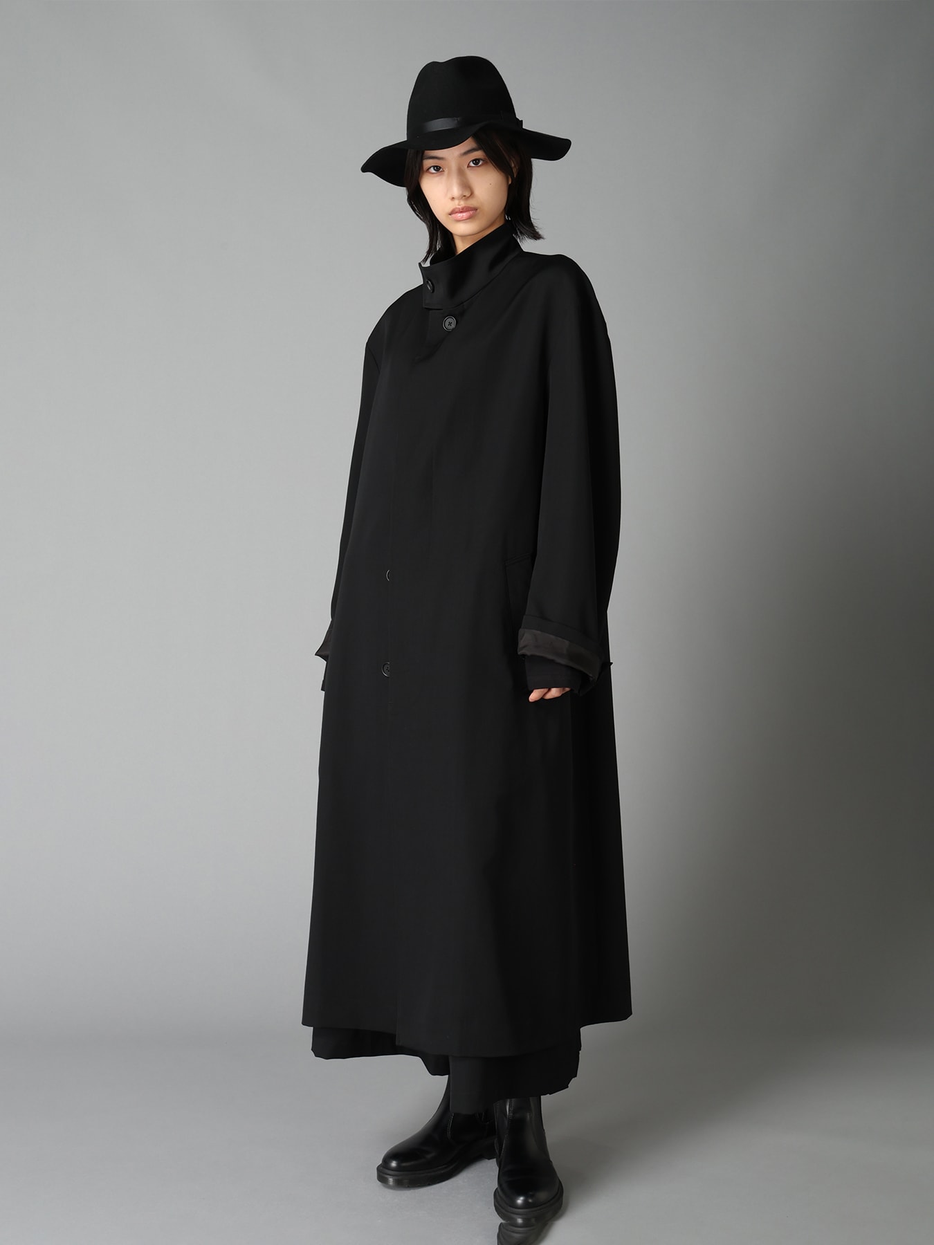 WASHER WOOL GABARDINE CONCEALED PLACKET STAND COLLAR COAT