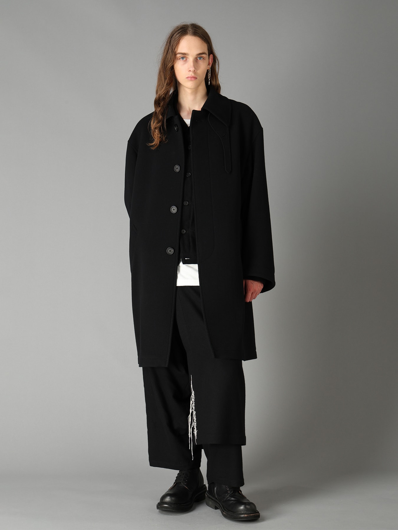 BRUSHED WOOL CONCEALED PLACKET COAT