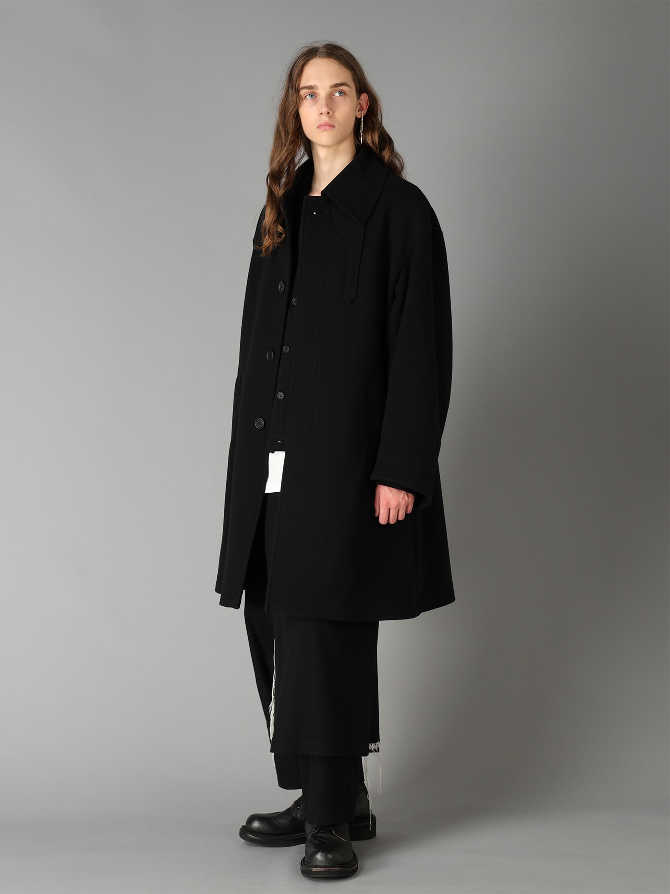 BRUSHED WOOL CONCEALED PLACKET COAT