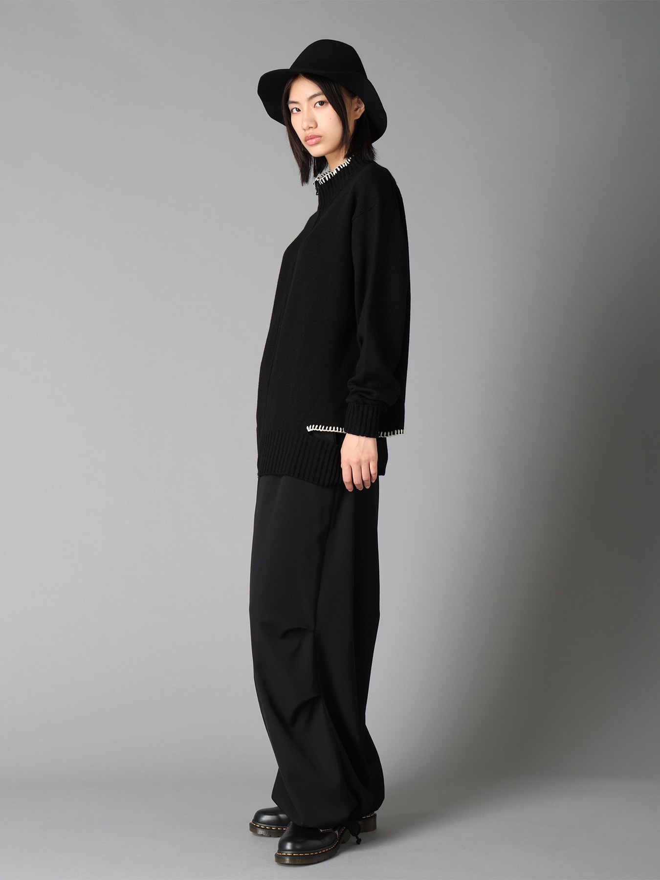 WASHER WOOL GABARDINE KNEE-TUCK PANTS