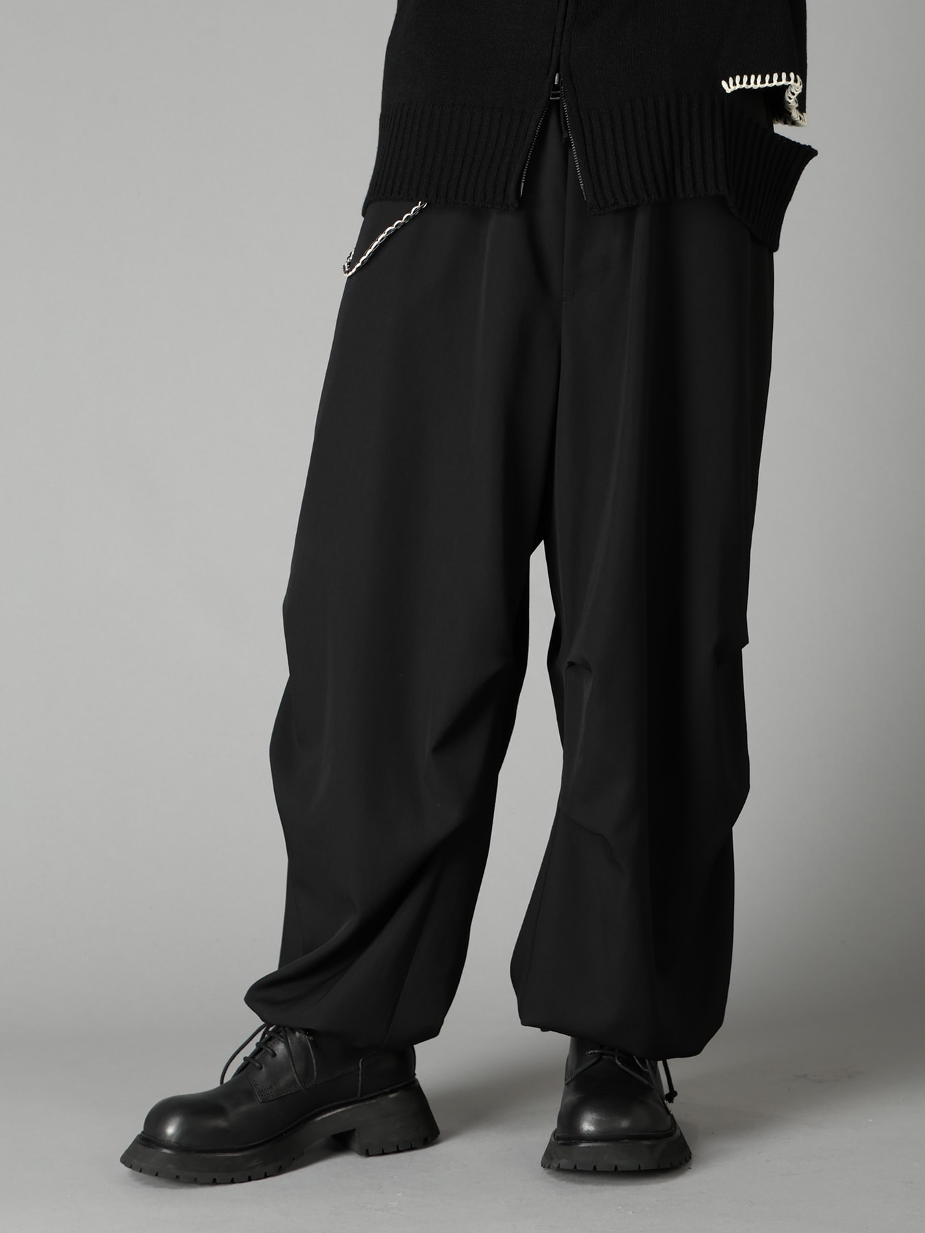 WASHER WOOL GABARDINE KNEE-TUCK PANTS
