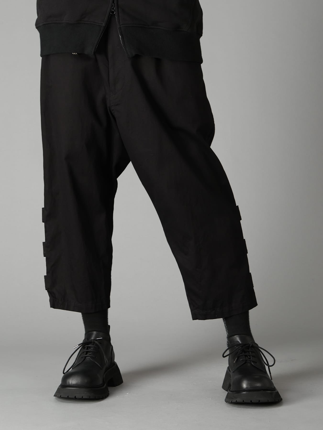 20/COTTON TWILL BELTED HEM DETAIL PANTS