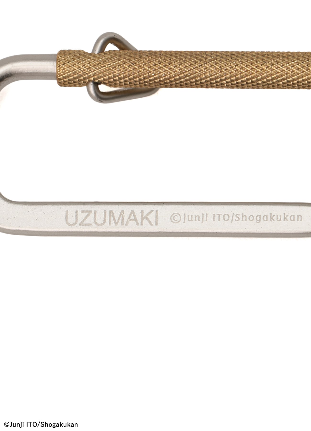 S'YTE × Junji ITO -UZUMAKI- AZAMI WEARING YOHJI YAMAMOTO DOG TAG CARABINER