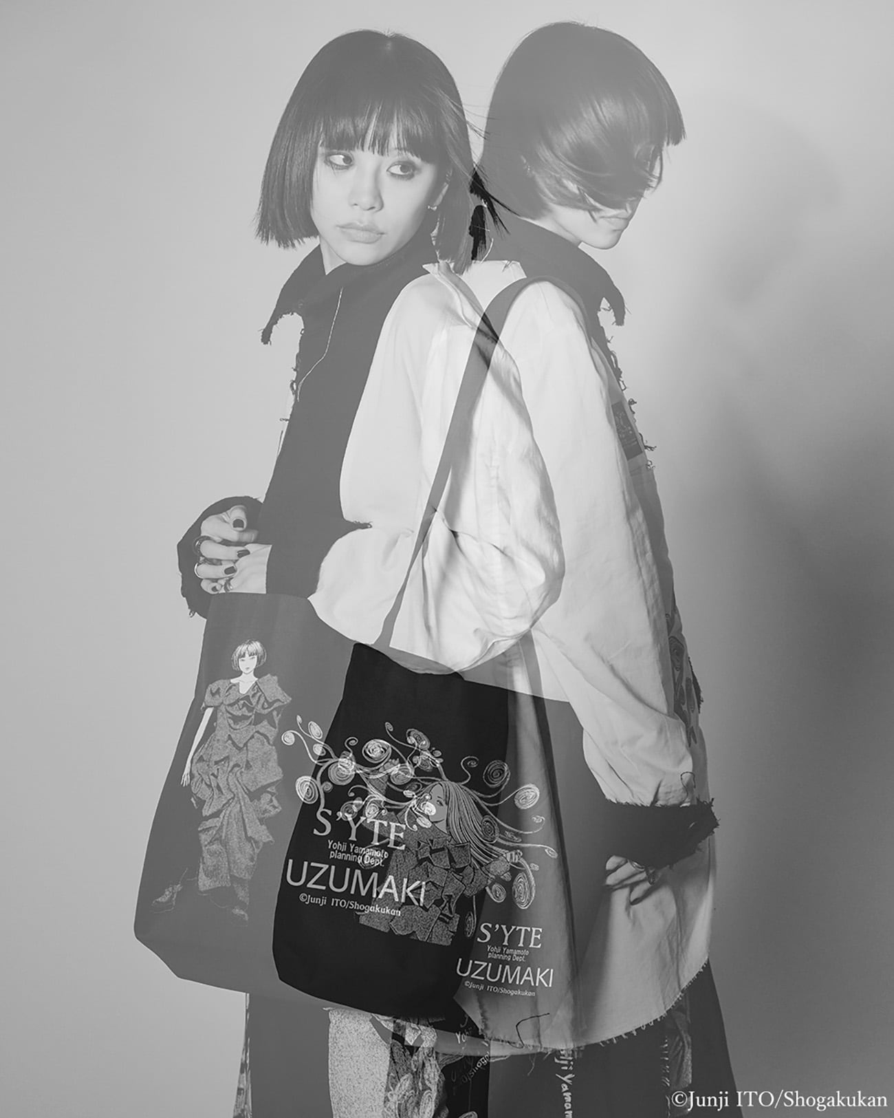 【11/5 12:00発売】S'YTE × Junji ITO -UZUMAKI- KIRIE＆AZAMI  WEARING YOHJI YAMAMOTO PRINTED BAG