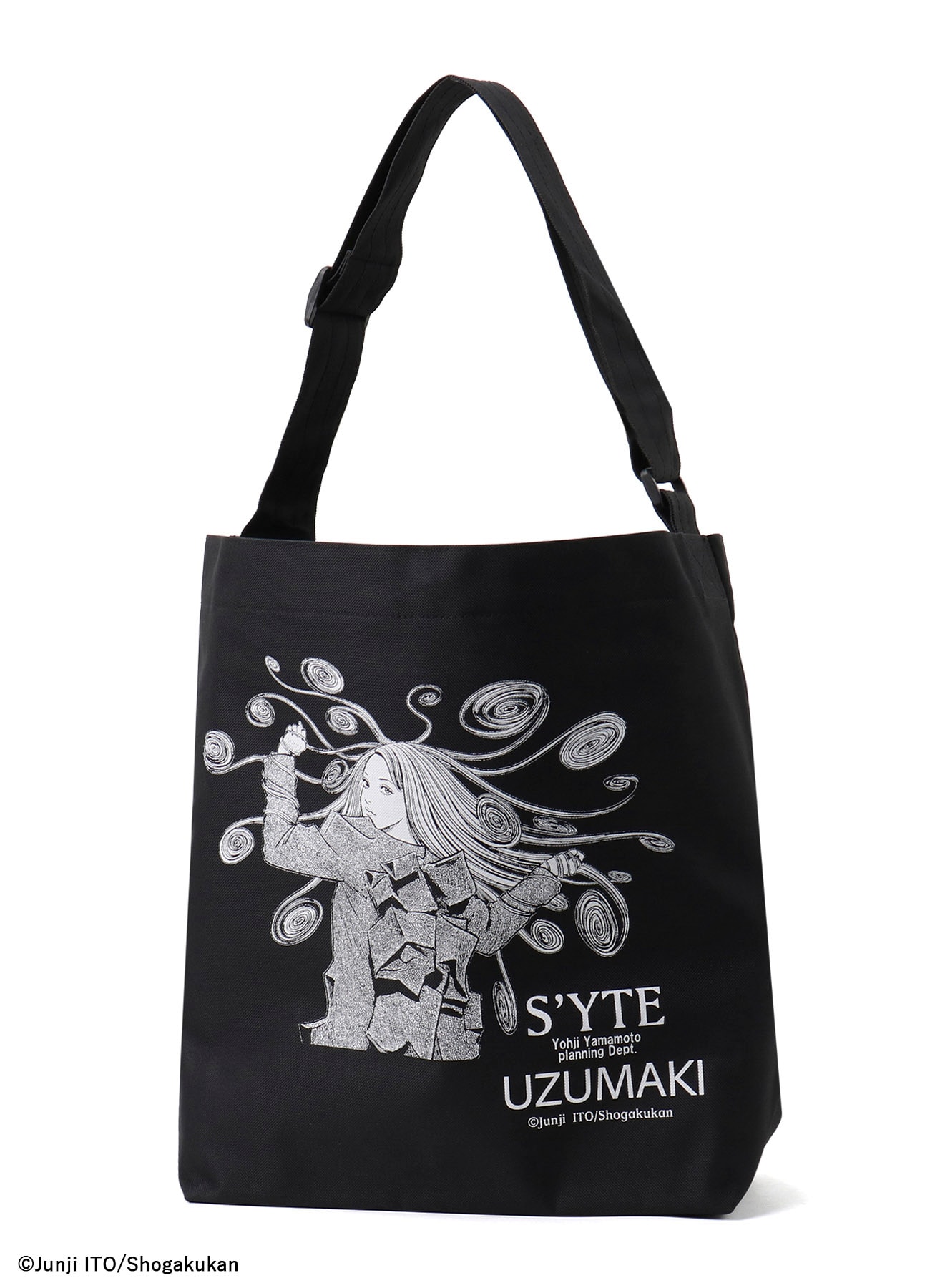 【11/5 12:00発売】S'YTE × Junji ITO -UZUMAKI- KIRIE＆AZAMI  WEARING YOHJI YAMAMOTO PRINTED BAG
