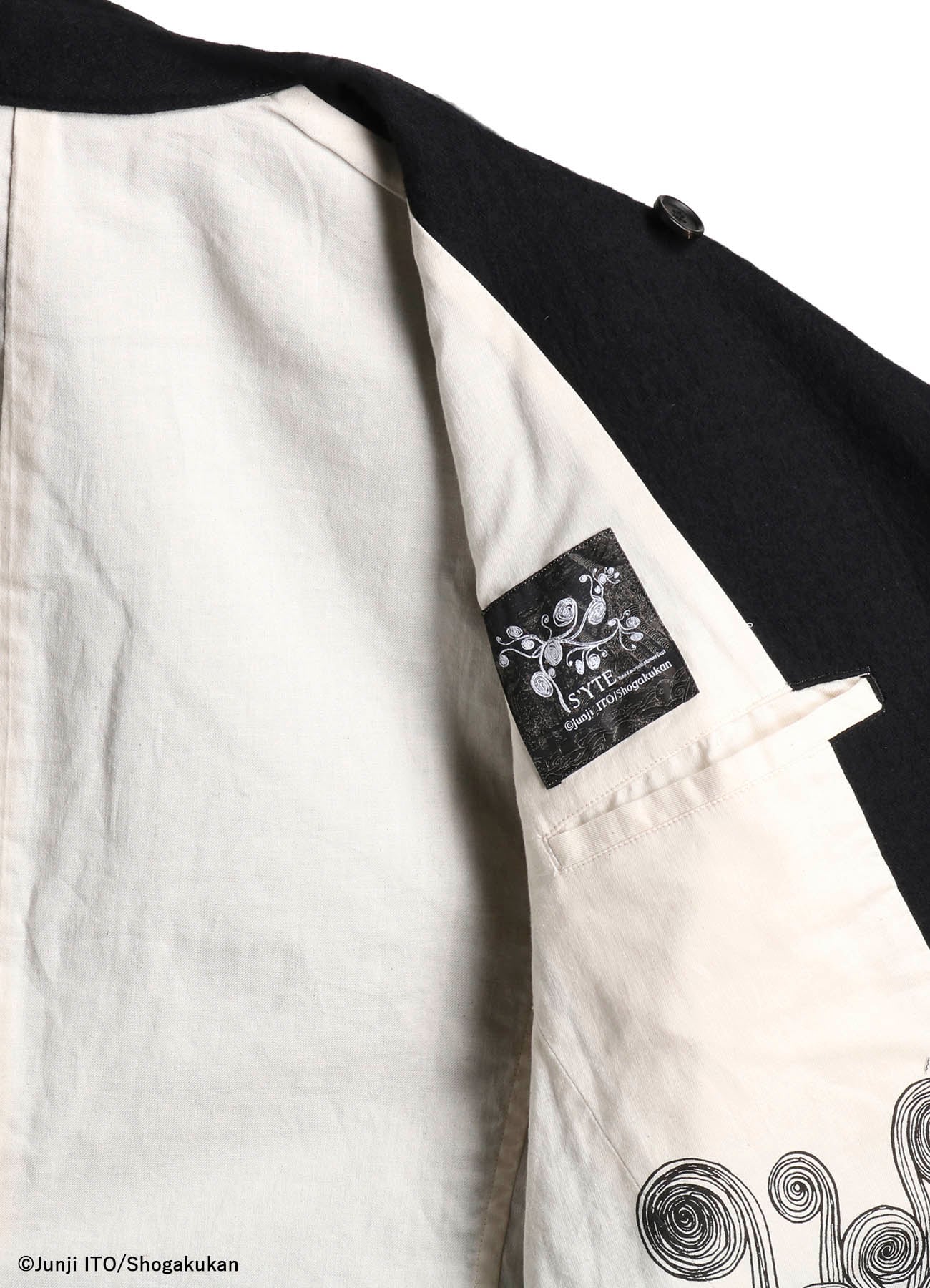 【11/5 12:00発売】S'YTE × Junji ITO -UZUMAKI- KIRIE AND AZAMI PRINTED REVERSIBLE JACKET