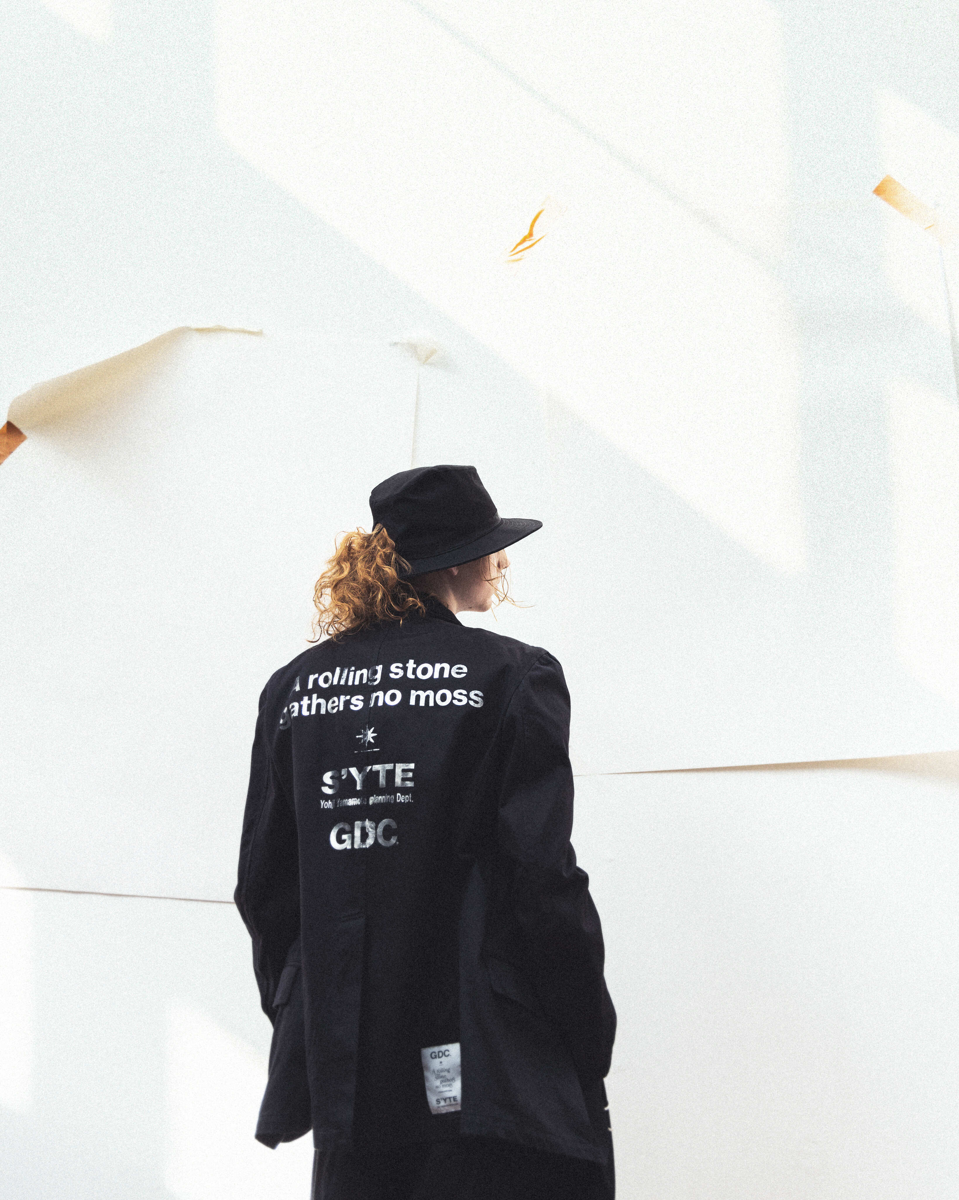 【2/19 12:00 Release】-S’YTE × GDC Collaborate Collection-WEPON CLOTH LOGO-PRINTED 5 BUTTON TAILORED JACKET