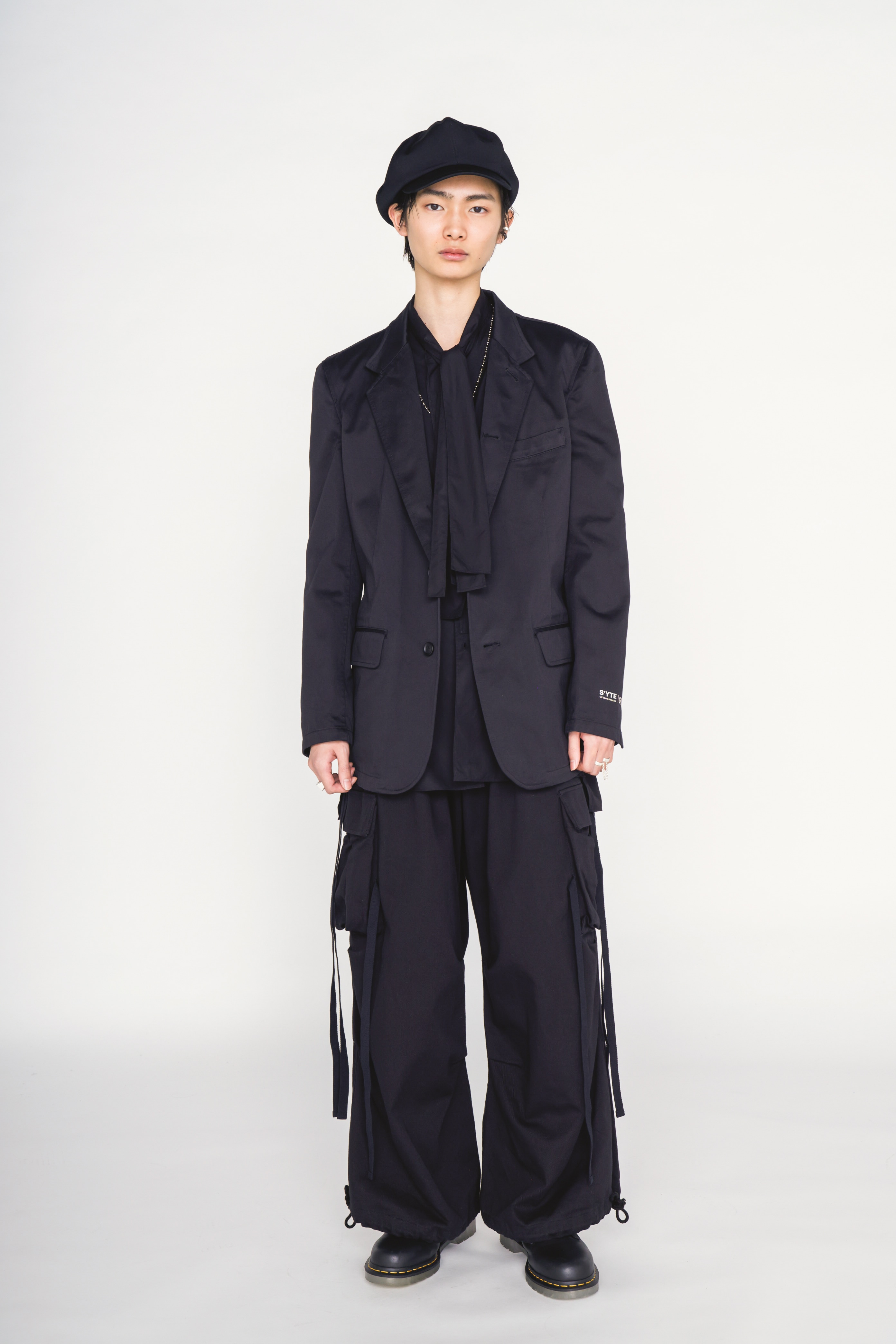 【2/19 12:00 Release】-S’YTE × GDC Collaborate Collection-WEPON CLOTH LOGO-PRINTED 5 BUTTON TAILORED JACKET