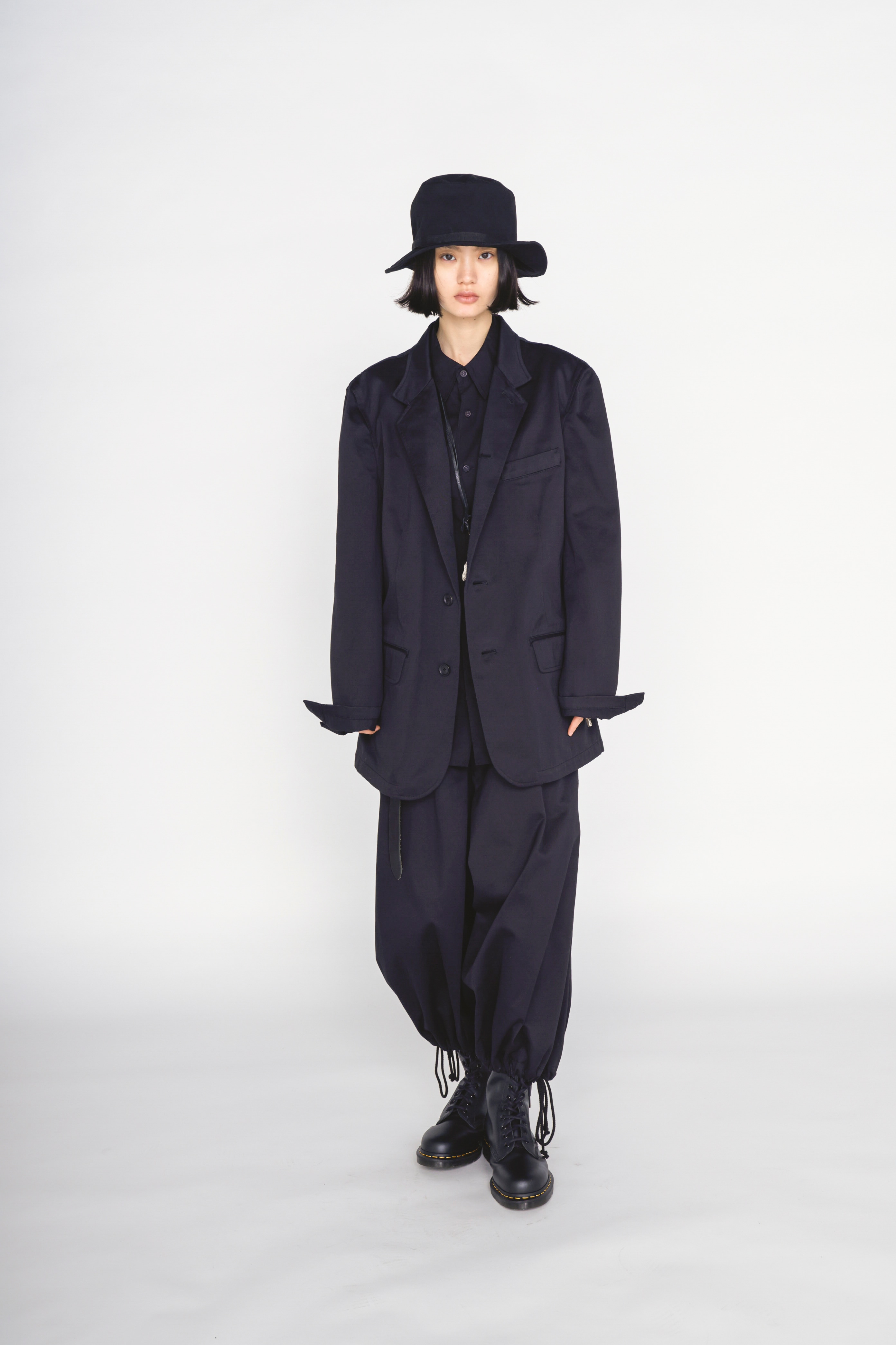 【2/19 12:00 Release】-S’YTE × GDC Collaborate Collection-WEPON CLOTH LOGO-PRINTED 5 BUTTON TAILORED JACKET