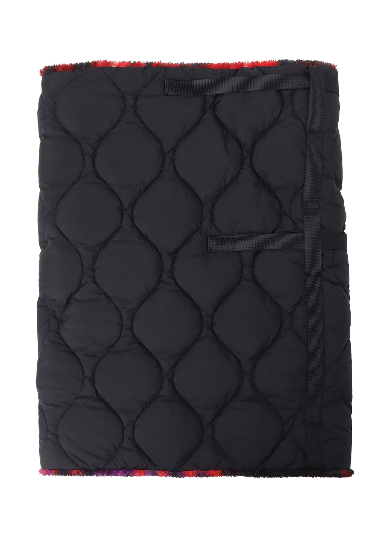 【11/20 12:00 Release】S'YTE X TAION REVERSIBLE QUILTED DOWN SCARF WITH RED PRINTED FLEECE LINING