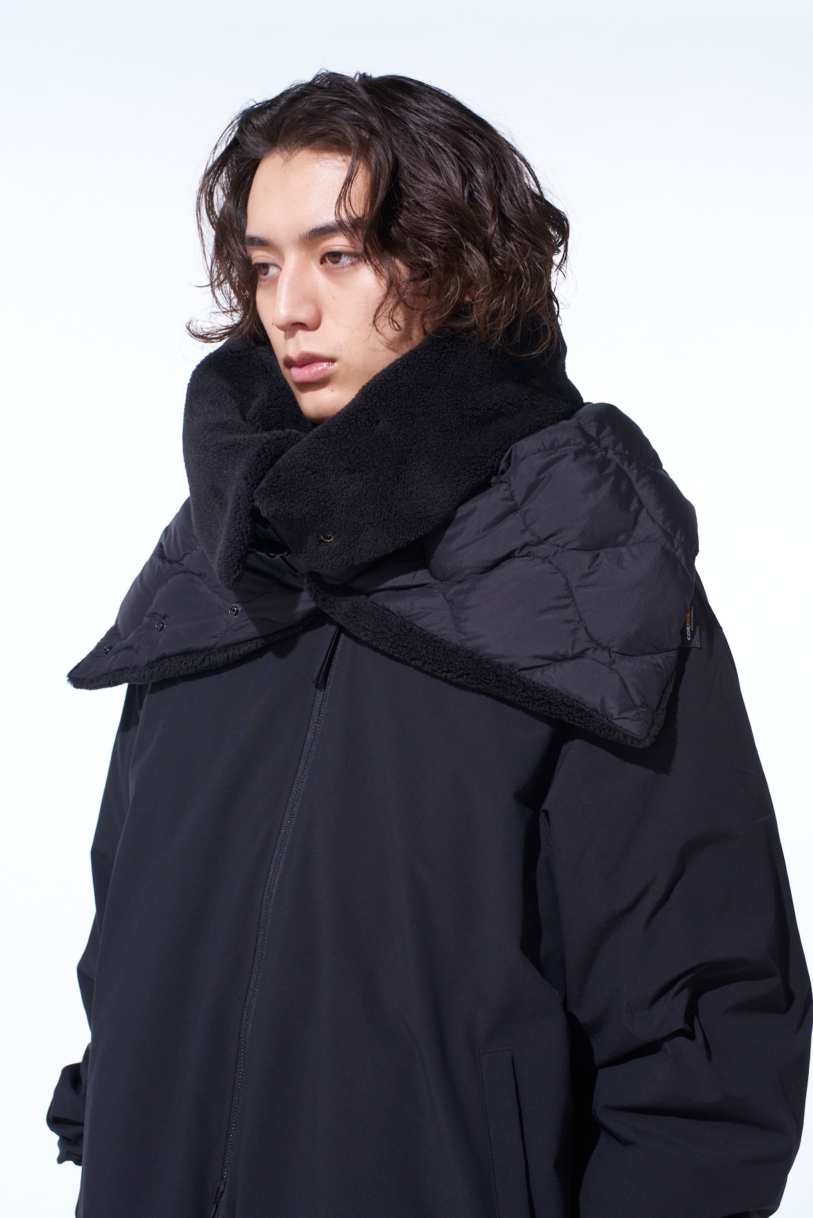 S'YTE X TAION REVERSIBLE QUILTED DOWN SCARF WITH BLACK FLEECE LINING