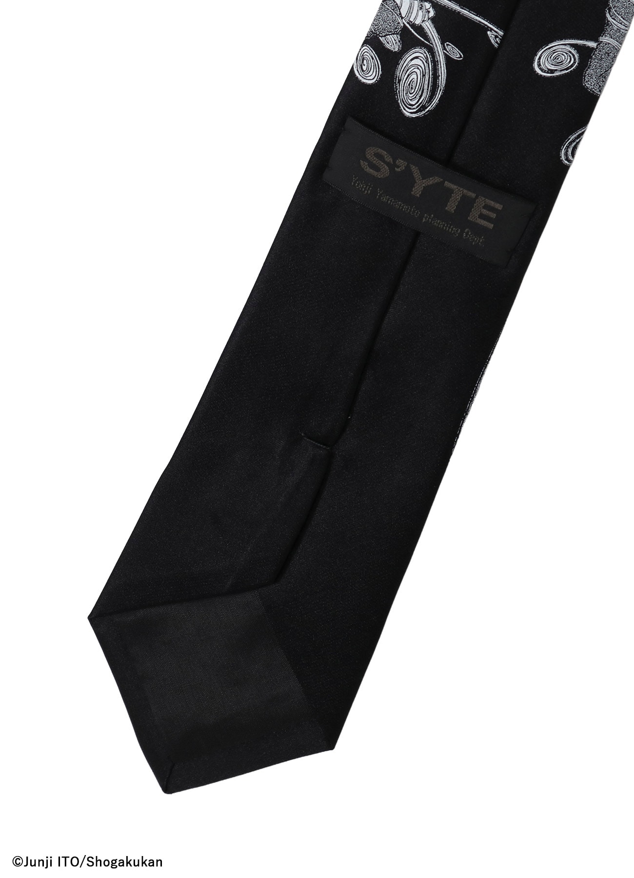 S'YTE × Junji ITO -UZUMAKI- KIRIE WEARING YOHJI YAMAMOTO SILK TIE