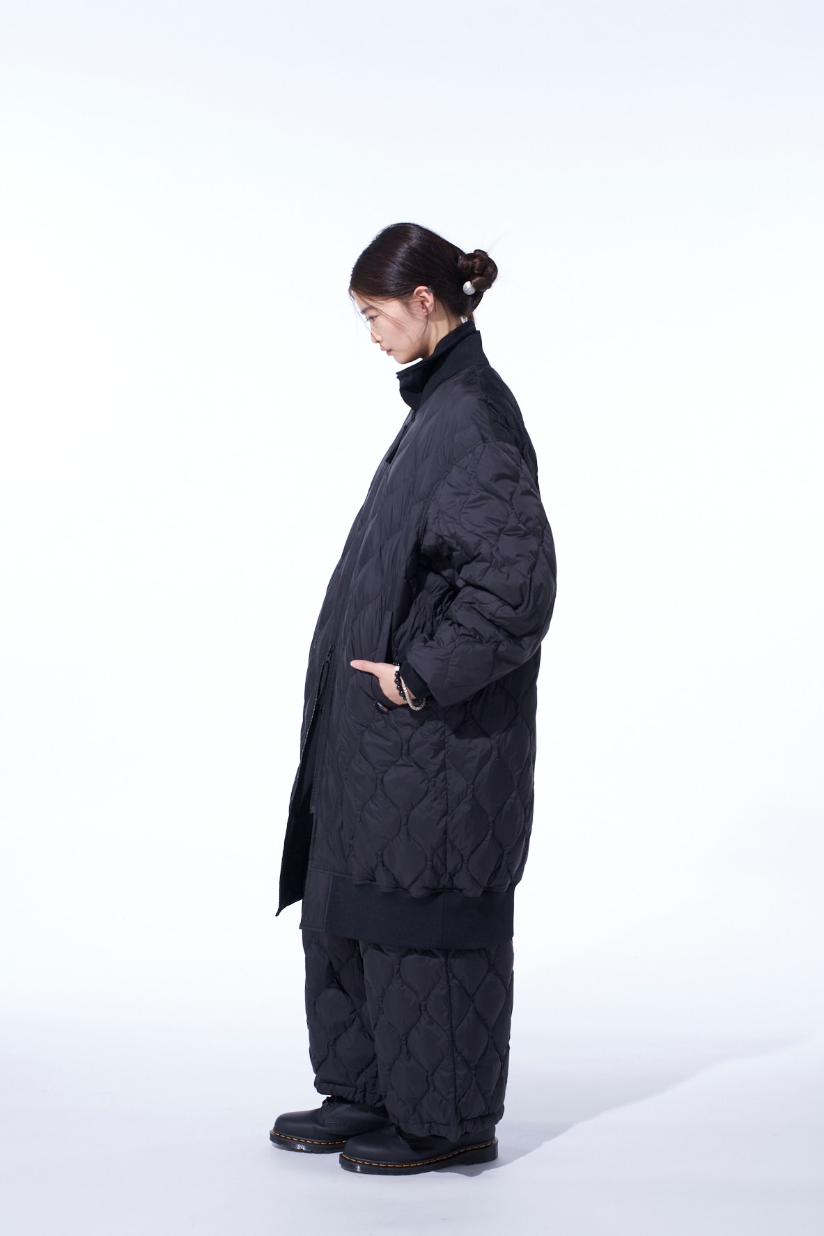 S'YTE X TAION ELASTIC-HEM QUILTED DOWN PANTS