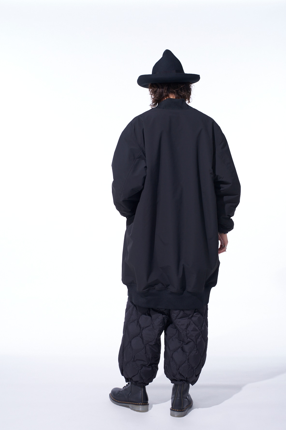 S'YTE X TAION ELASTIC-HEM QUILTED DOWN PANTS