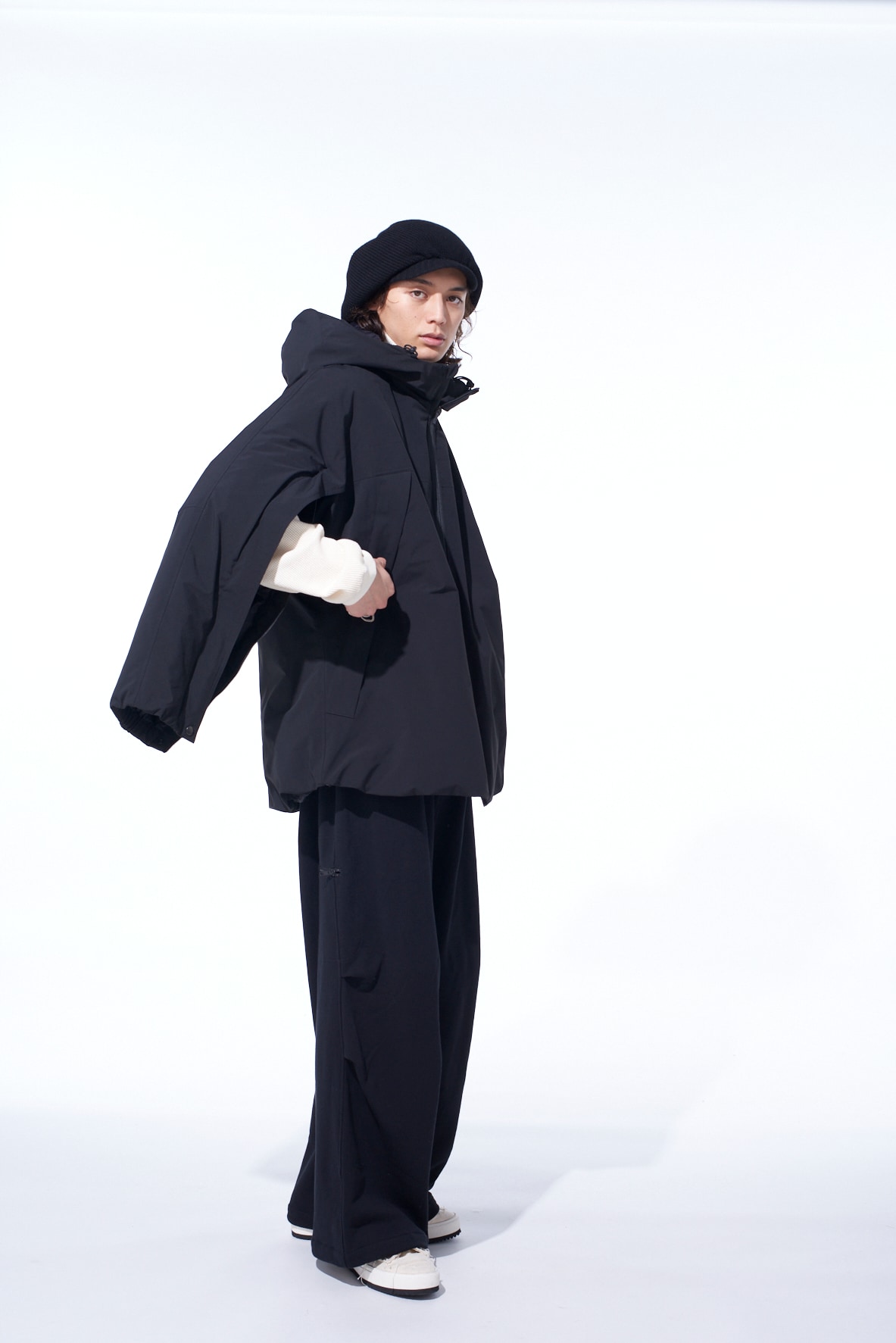 S'YTE X TAION YOKE SLEEVE DOWN PARKA(S Black): S'YTE｜THE SHOP