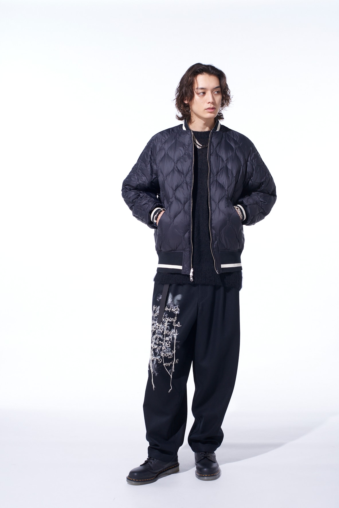 S'YTE X TAION EMBROIDERY QUILTED DOWN REVERSIBLE BOMBER JACKET