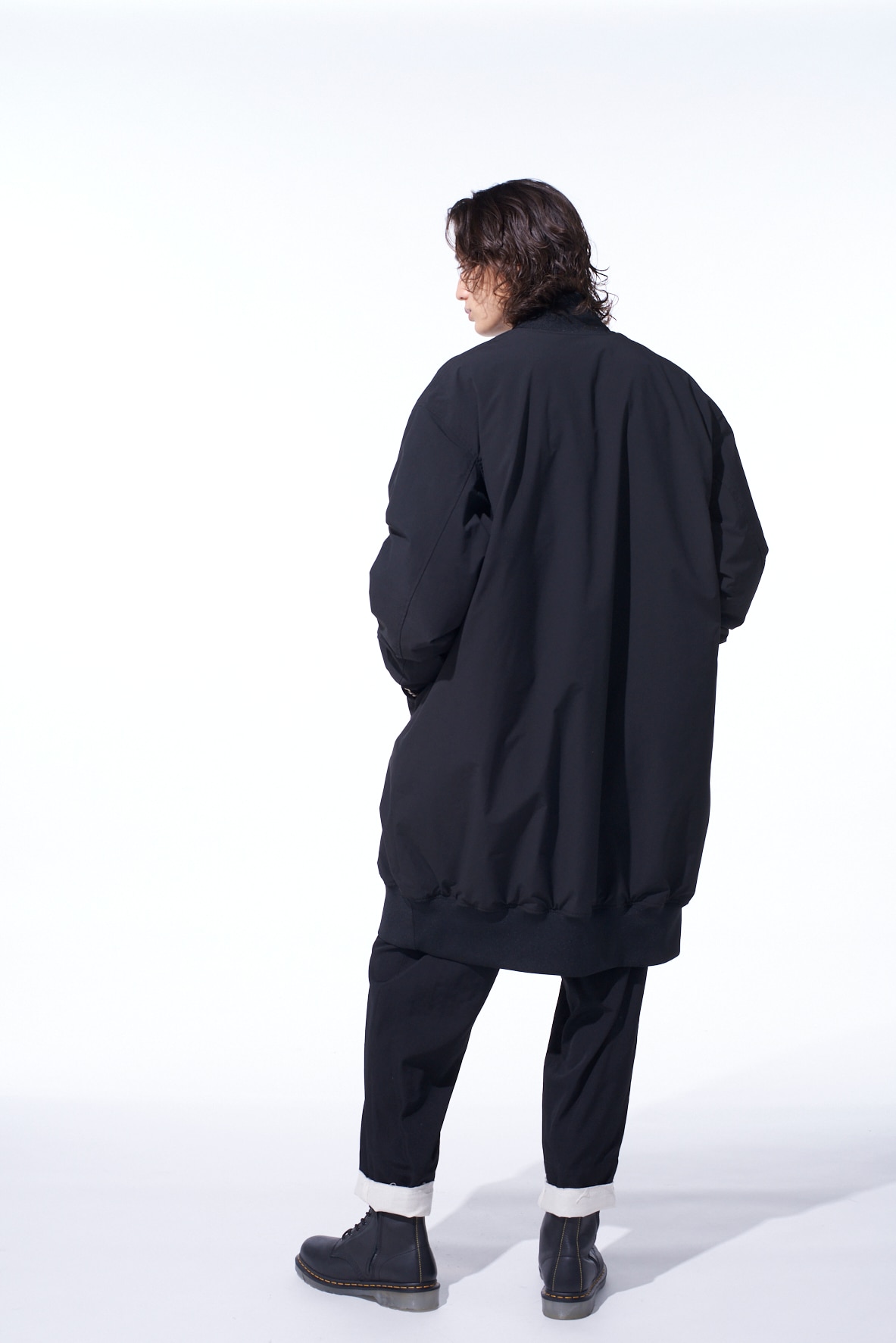 S'YTE X TAION REVERSIBLE LONG BOMBER JACKET(S Black): S'YTE｜THE