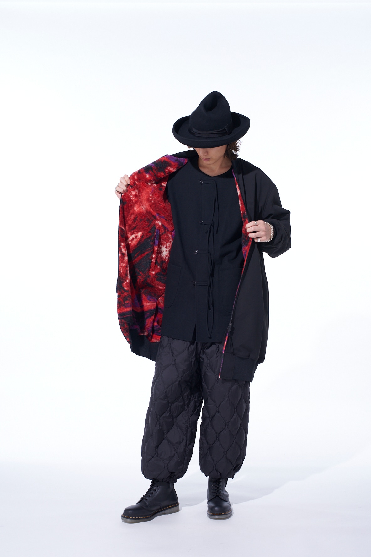 S'YTE X TAION REVERSIBLE LONG BOMBER JACKET WITH RED PRINTED