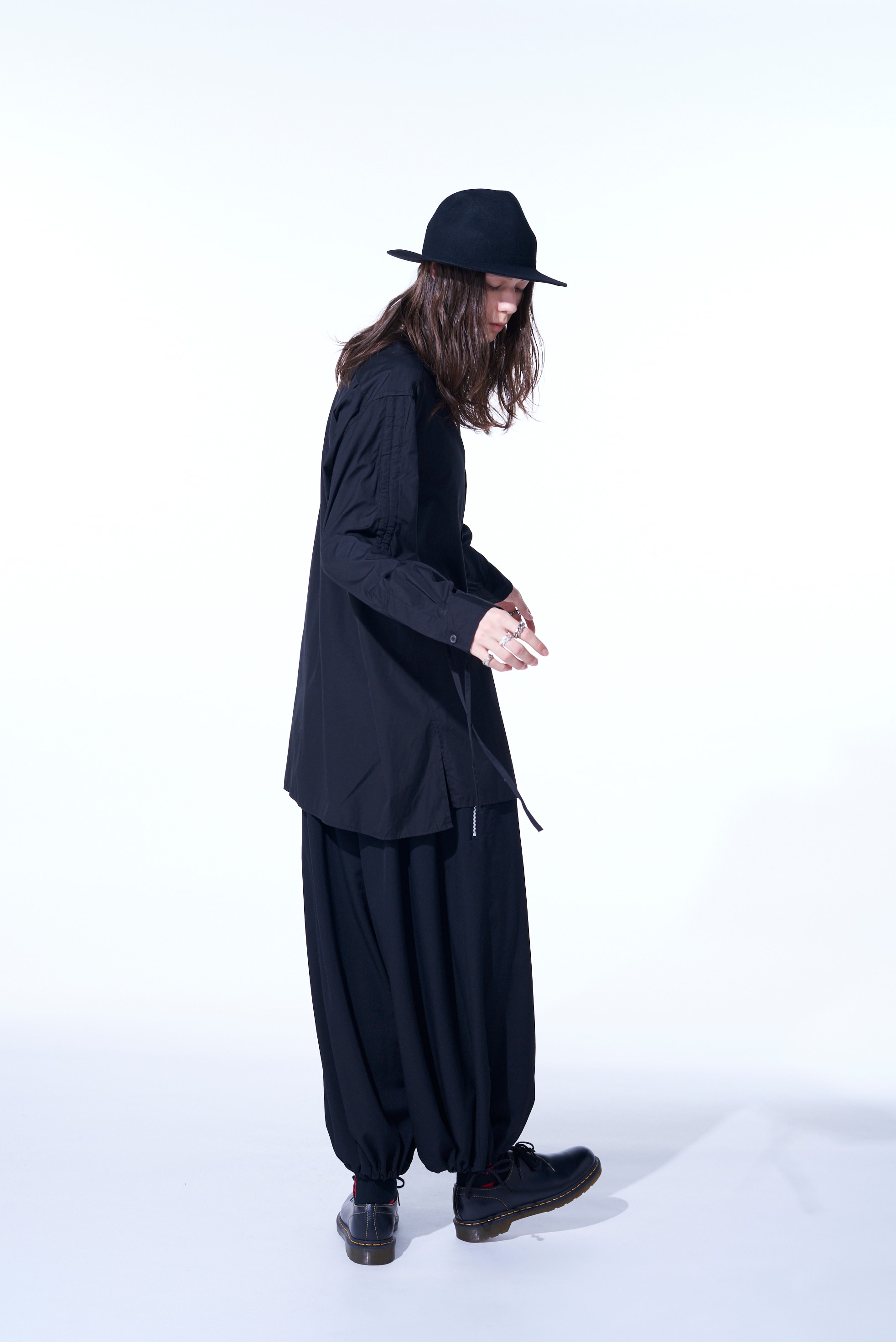 COTTON BROAD CLOTH OVERSIZED SHIRT WITH GATHERED STRINGS